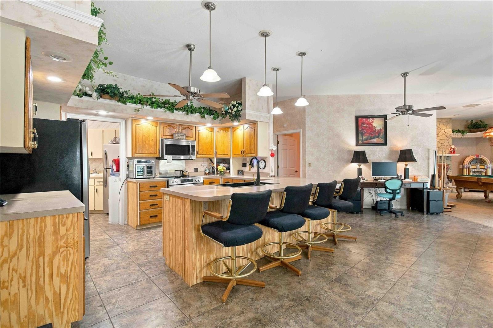 Kitchen/ Dinette Combo - 13220 N BRANCH RD, SARASOTA