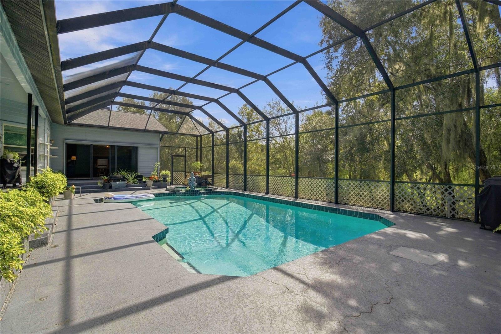 Pool/ Spa - 13220 N BRANCH RD, SARASOTA