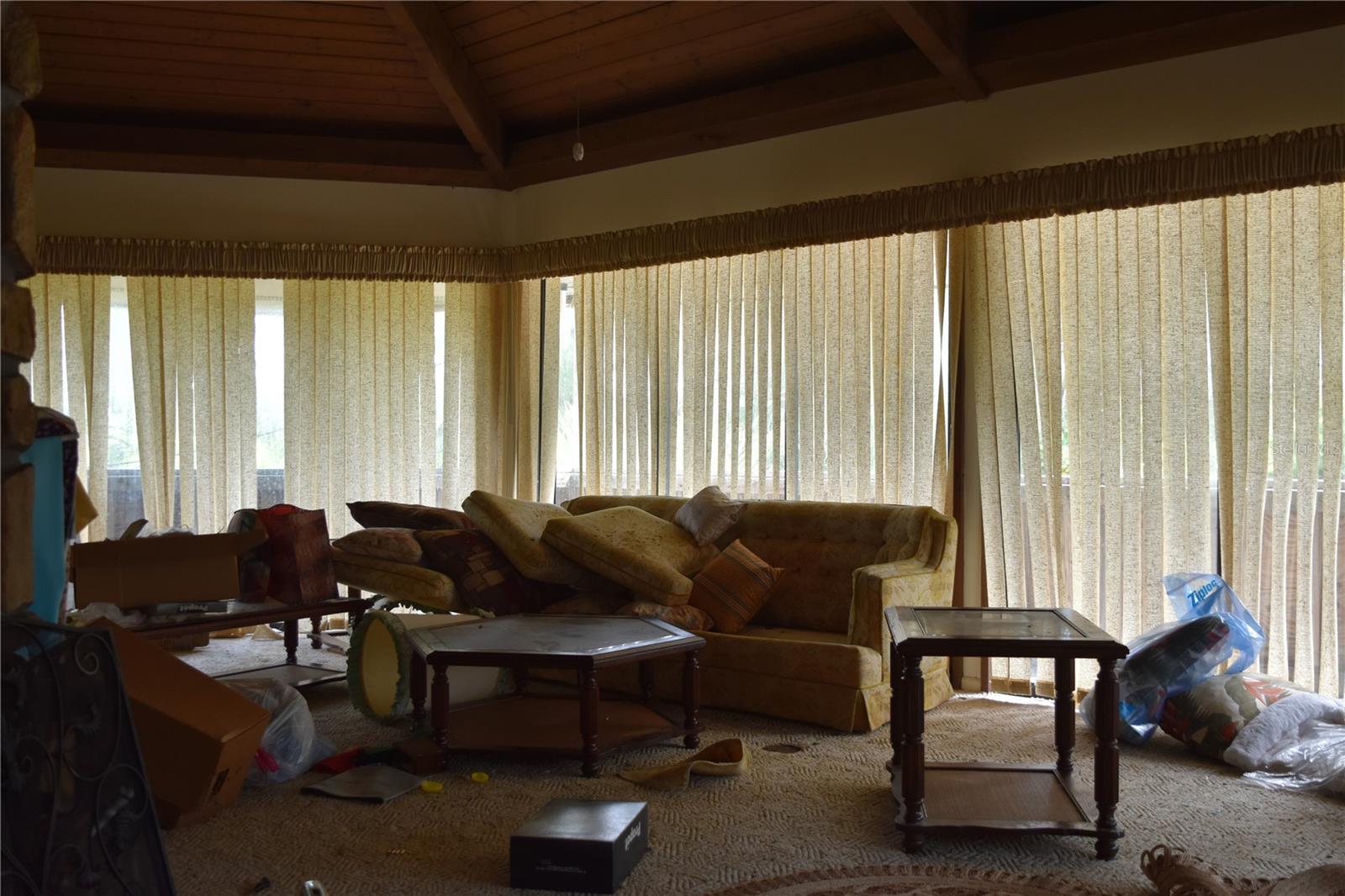 living room - 8475 MANASOTA KEY RD, ENGLEWOOD