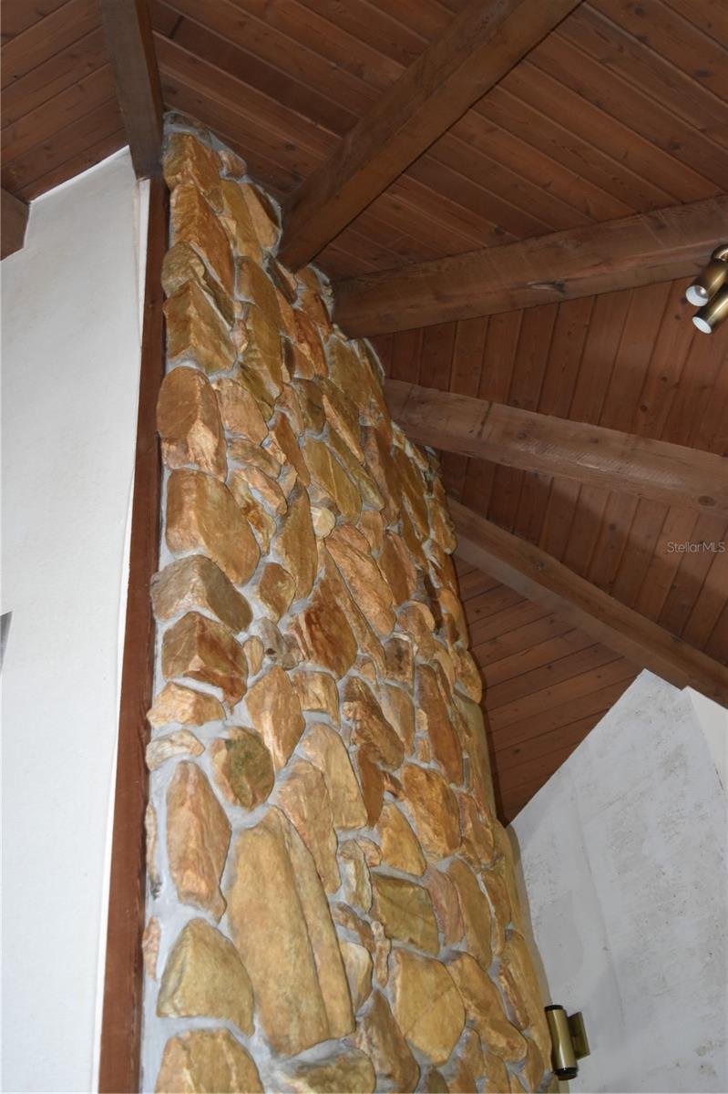 fireplace - 8475 MANASOTA KEY RD, ENGLEWOOD