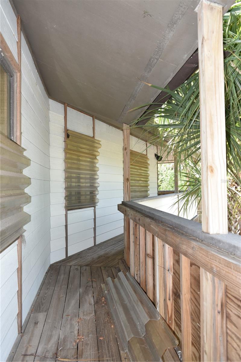 wrap around deck - 8475 MANASOTA KEY RD, ENGLEWOOD