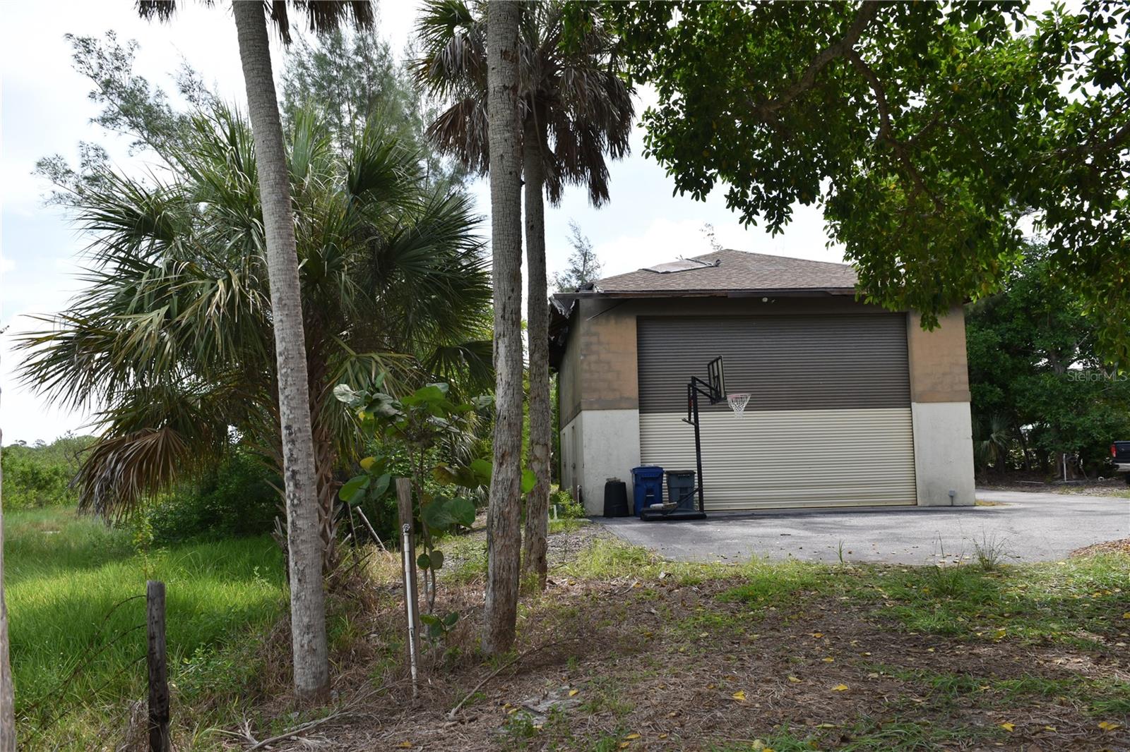 RV Garage - 8475 MANASOTA KEY RD, ENGLEWOOD