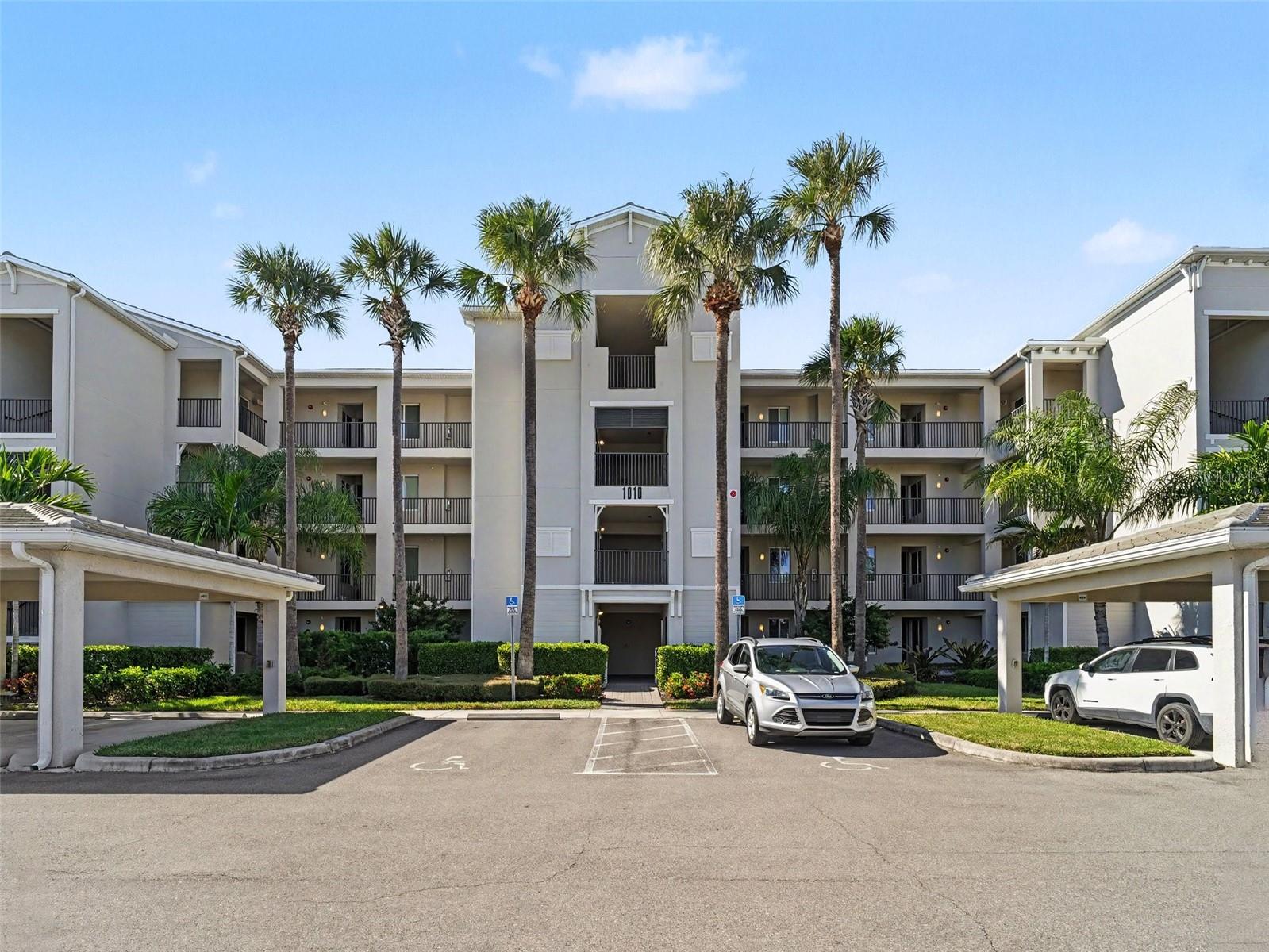 Condominium at 1010 TIDEWATER SHORES LOOP #304, BRADENTON, photo 2 of 43