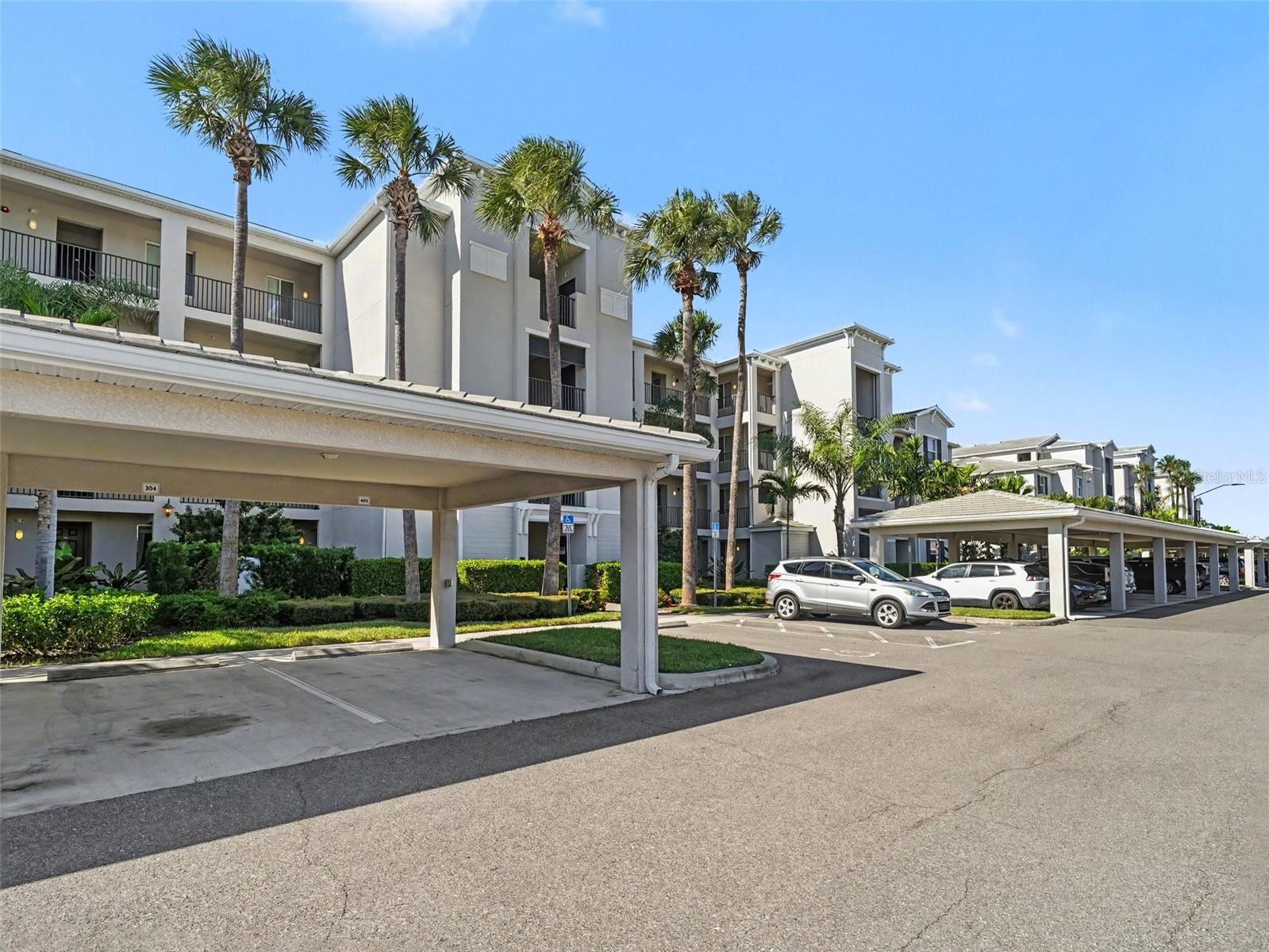 Condominium at 1010 TIDEWATER SHORES LOOP #304, BRADENTON, photo 3 of 43
