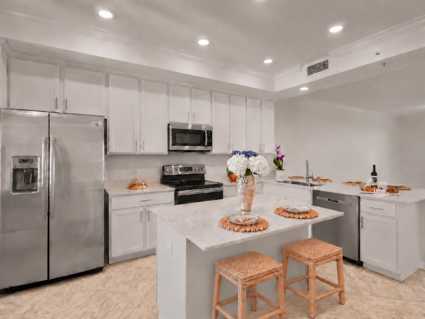 Condominium at 1010 TIDEWATER SHORES LOOP #304, BRADENTON, photo 6 of 43