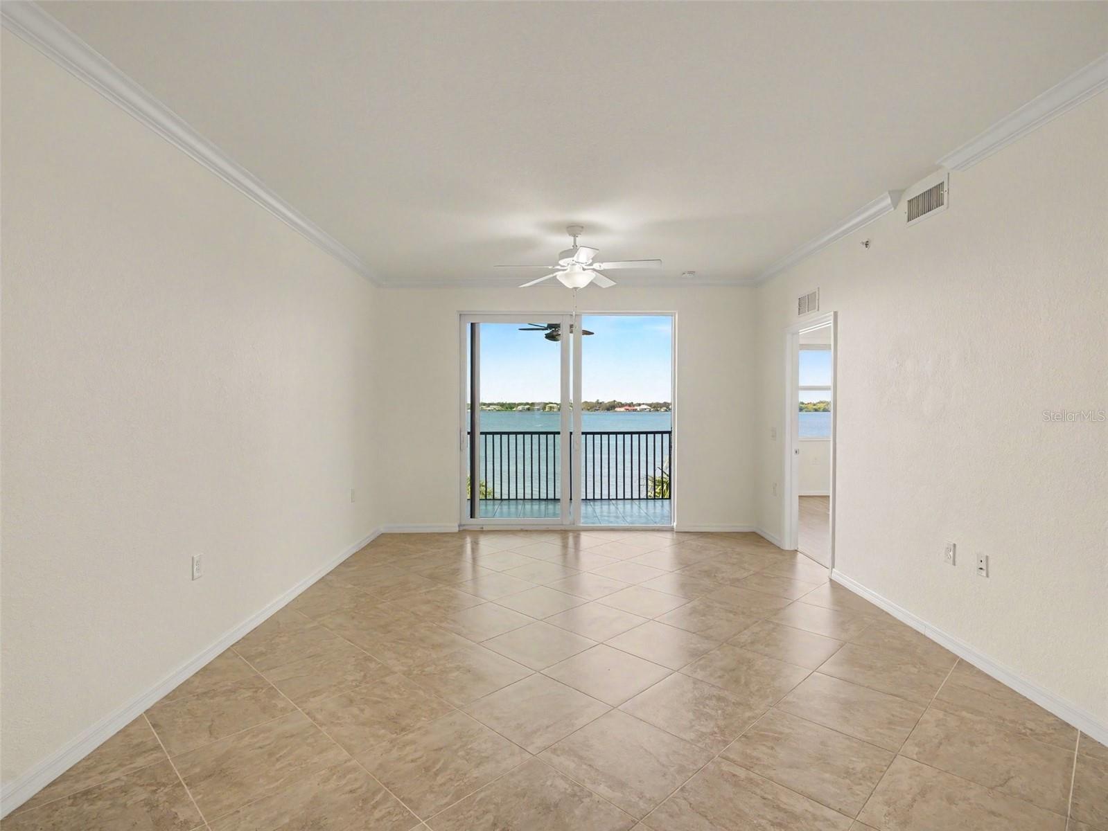 Condominium at 1010 TIDEWATER SHORES LOOP #304, BRADENTON, photo 9 of 43