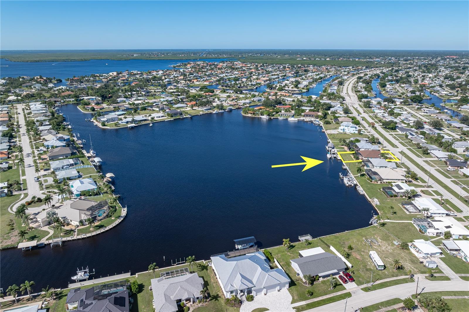 Single Family Residence at 21551 EDGEWATER DR, PORT CHARLOTTE, photo 15 of 75