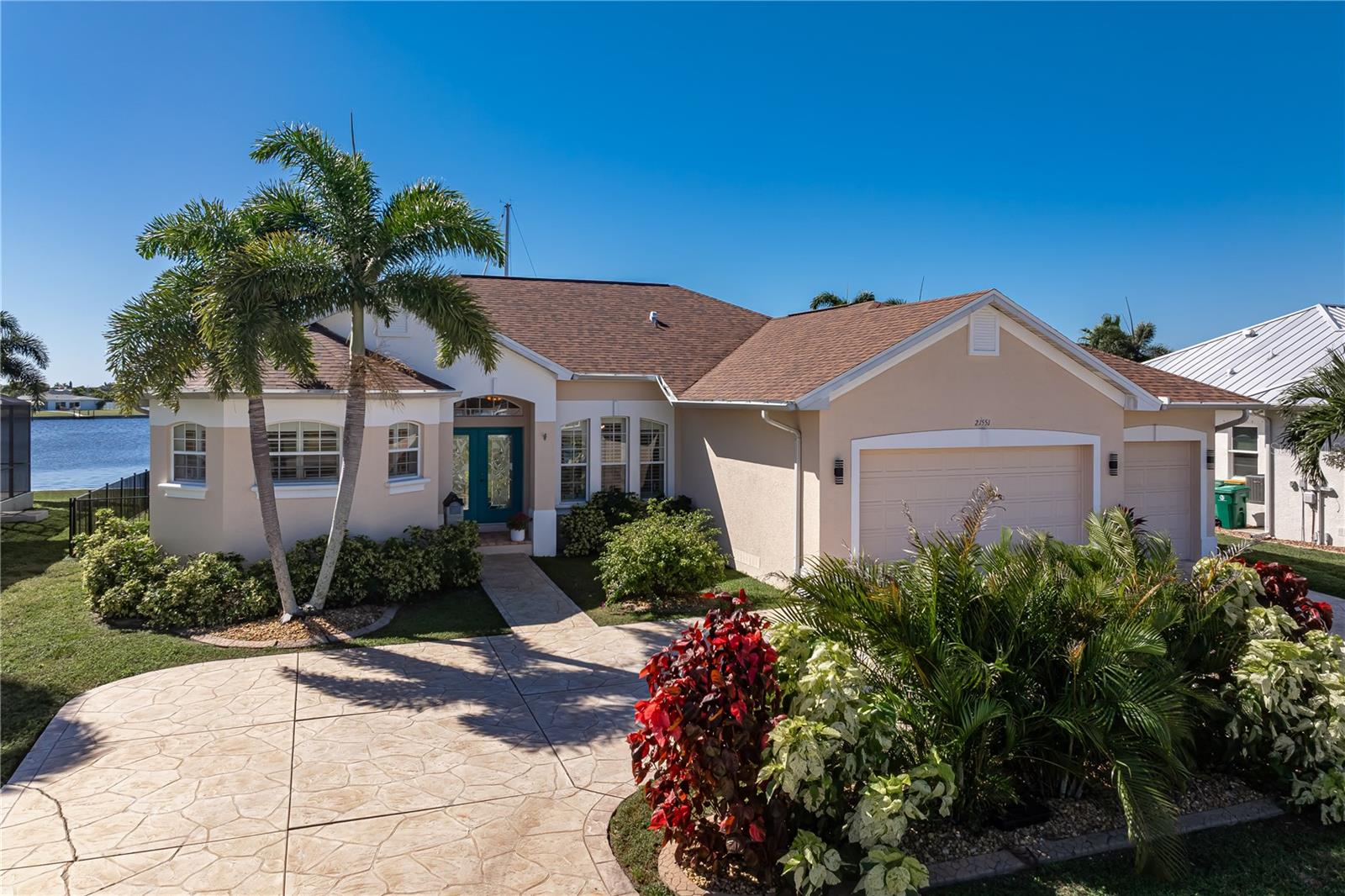 Single Family Residence at 21551 EDGEWATER DR, PORT CHARLOTTE, photo 19 of 75