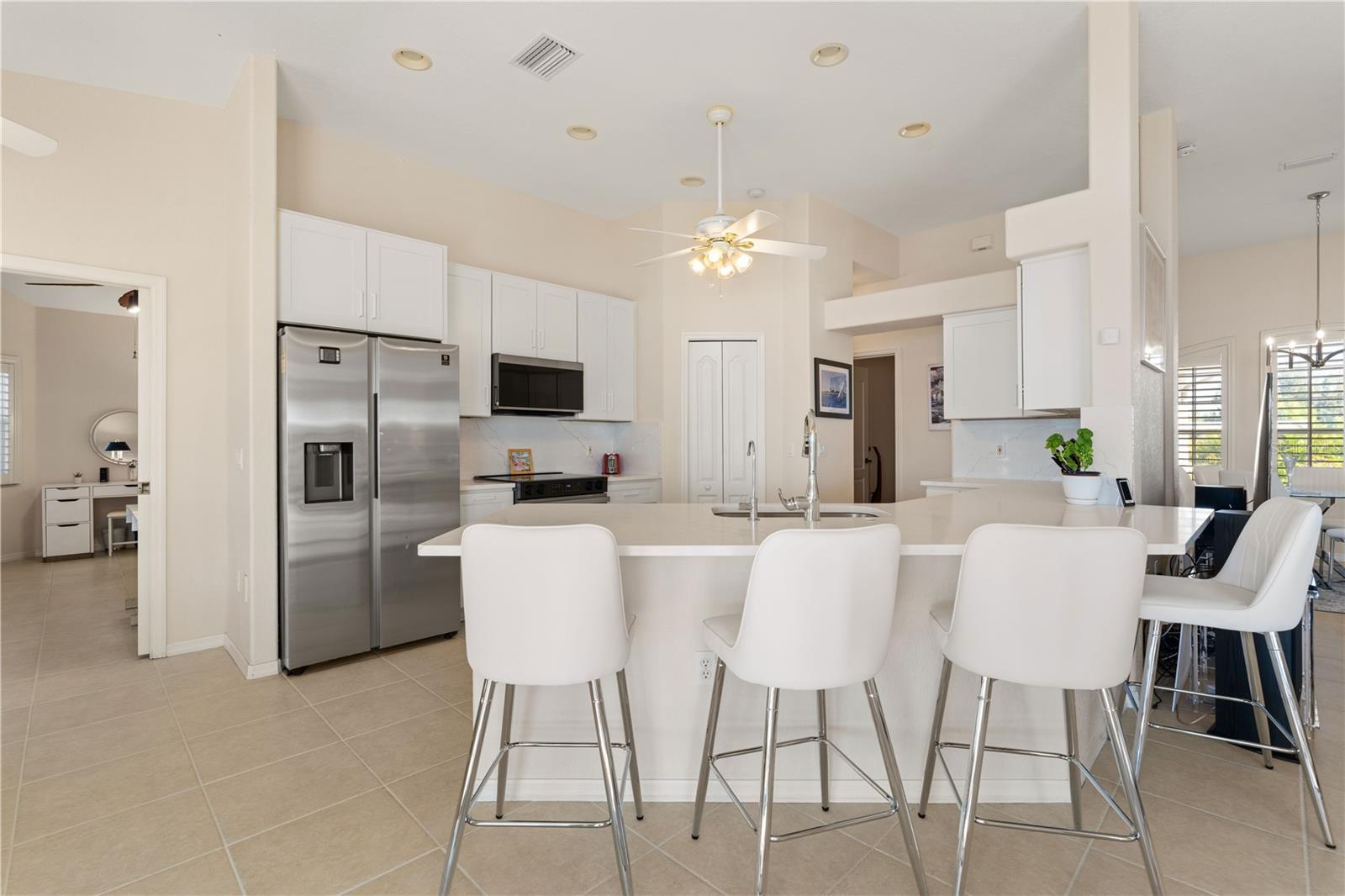 Single Family Residence at 21551 EDGEWATER DR, PORT CHARLOTTE, photo 31 of 75
