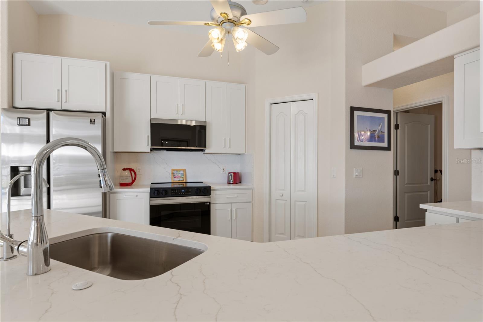 Single Family Residence at 21551 EDGEWATER DR, PORT CHARLOTTE, photo 36 of 75