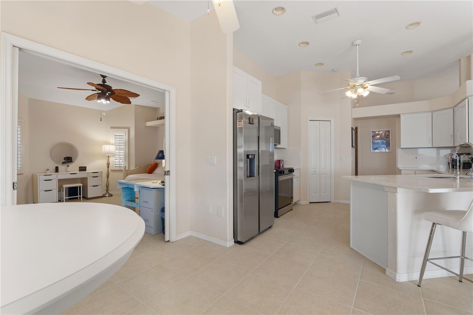 Single Family Residence at 21551 EDGEWATER DR, PORT CHARLOTTE, photo 38 of 75