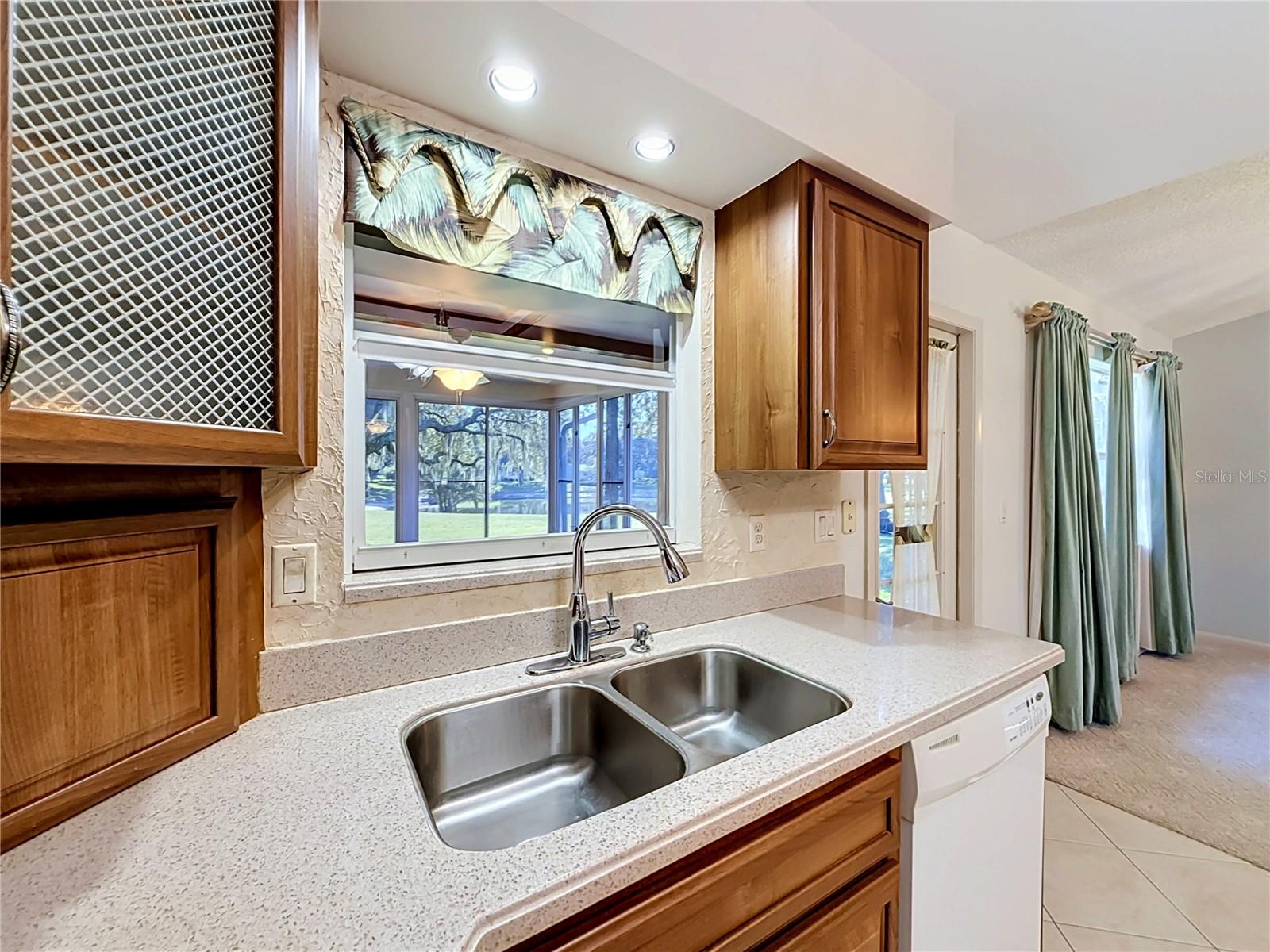 Single Family Residence at 1428 NEW ABBEY AVE, LEESBURG, photo 13 of 72