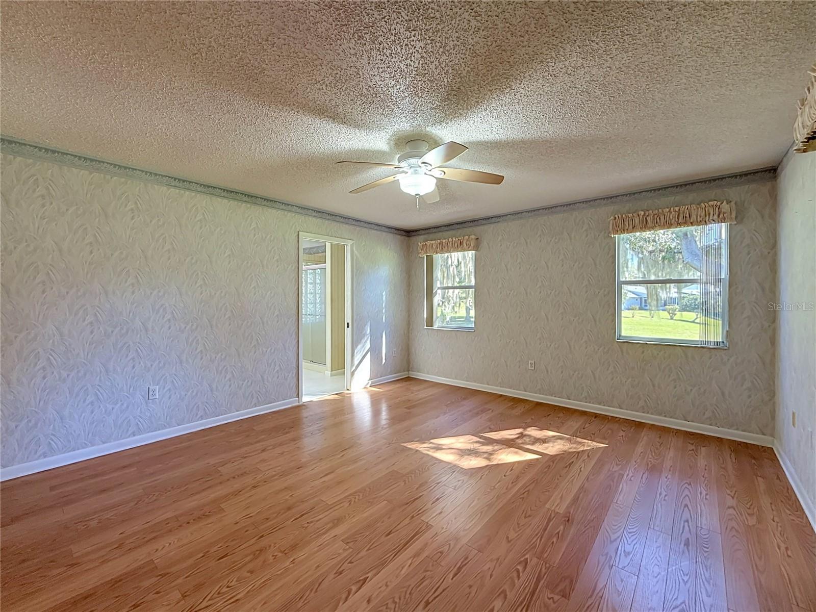 Single Family Residence at 1428 NEW ABBEY AVE, LEESBURG, photo 26 of 72