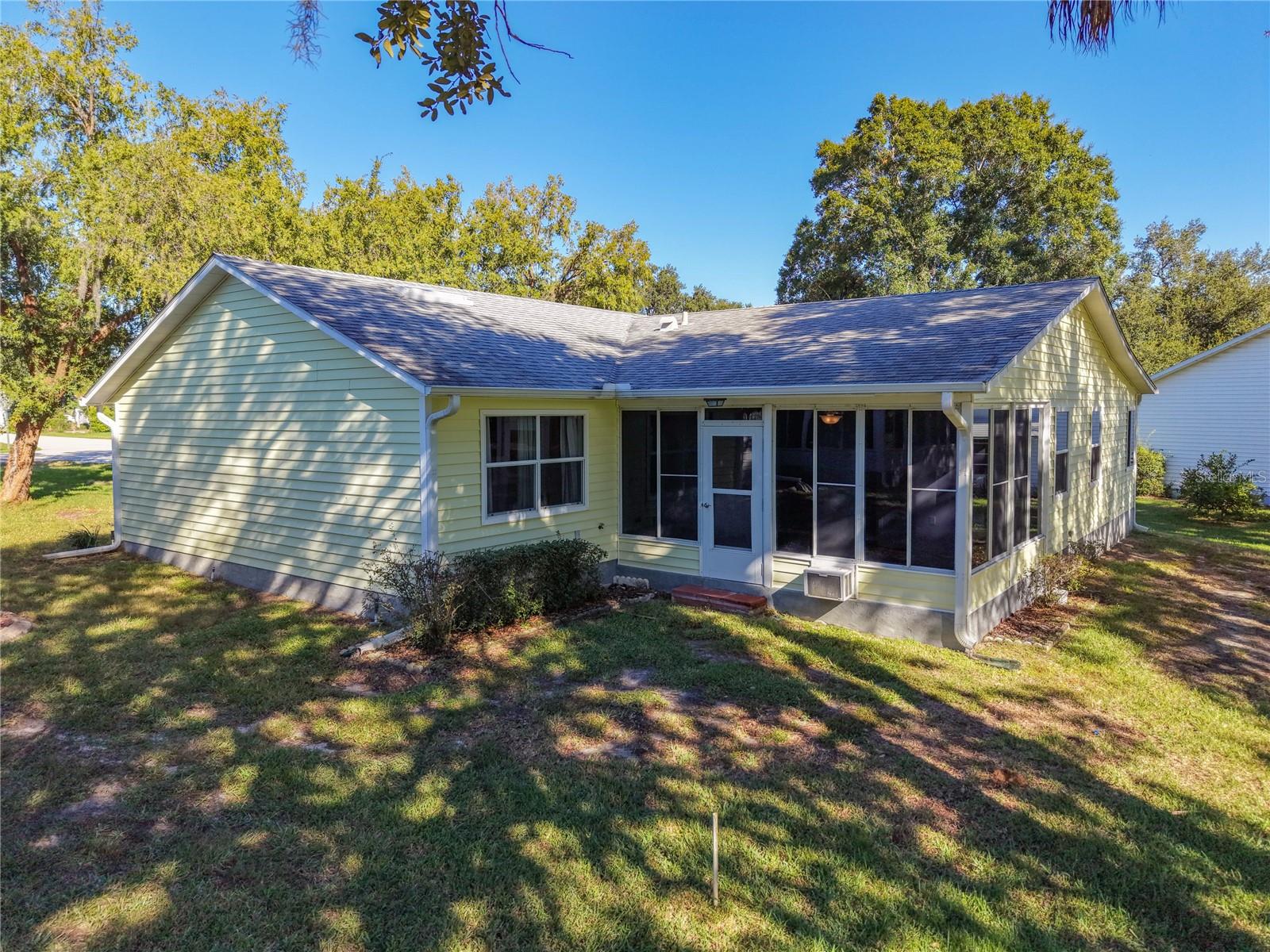 Single Family Residence at 1428 NEW ABBEY AVE, LEESBURG, photo 42 of 72