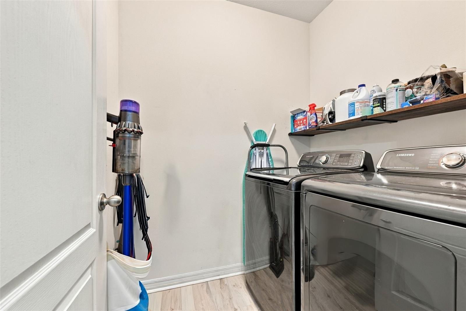 Laundry room located near 3 guest bedrooms - 5213 11TH ST E, BRADENTON
