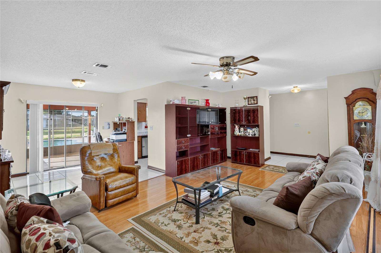 Single Family Residence at 816 ALPINE CT, KISSIMMEE, photo 12 of 54