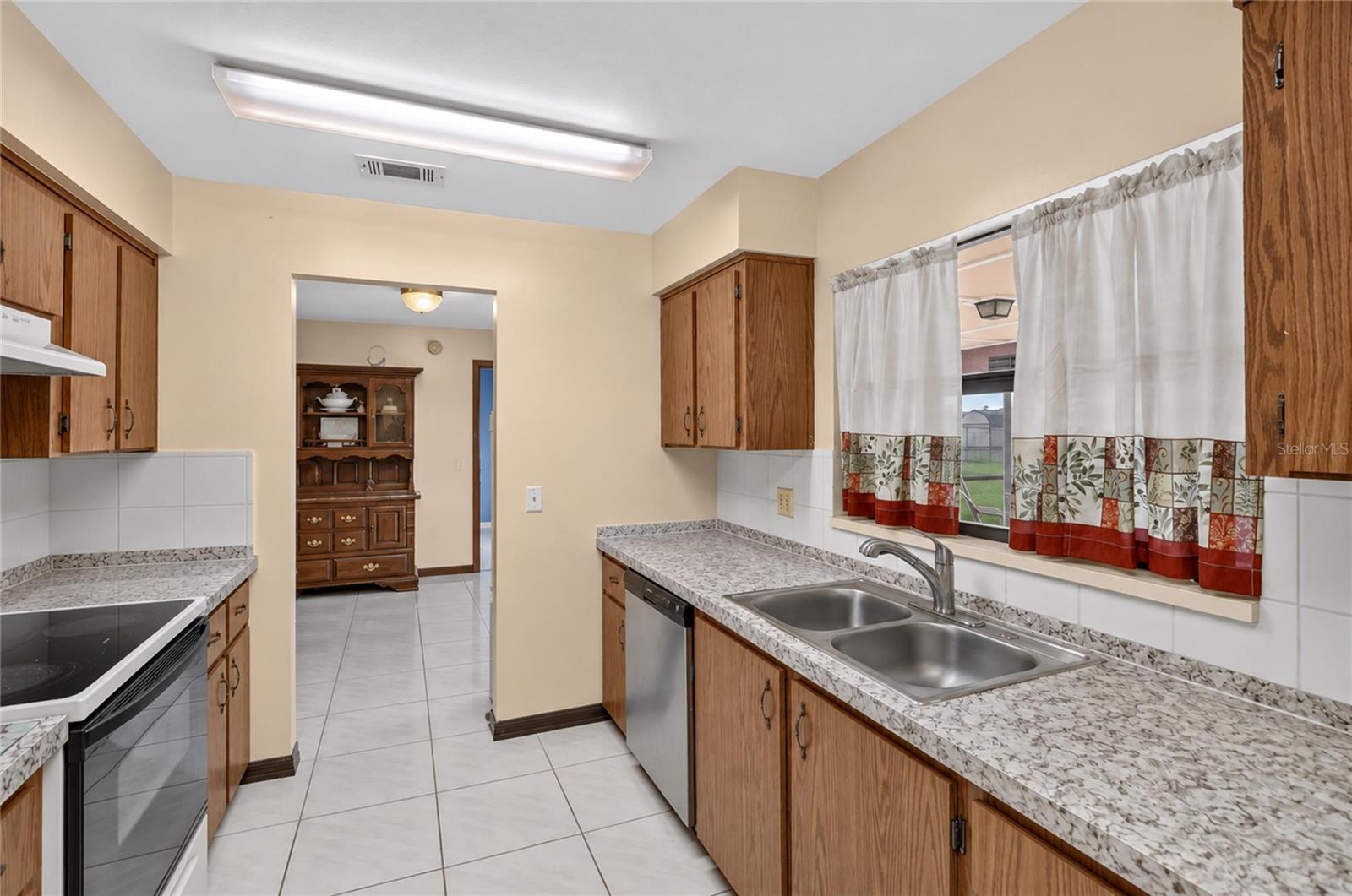 Single Family Residence at 816 ALPINE CT, KISSIMMEE, photo 16 of 54