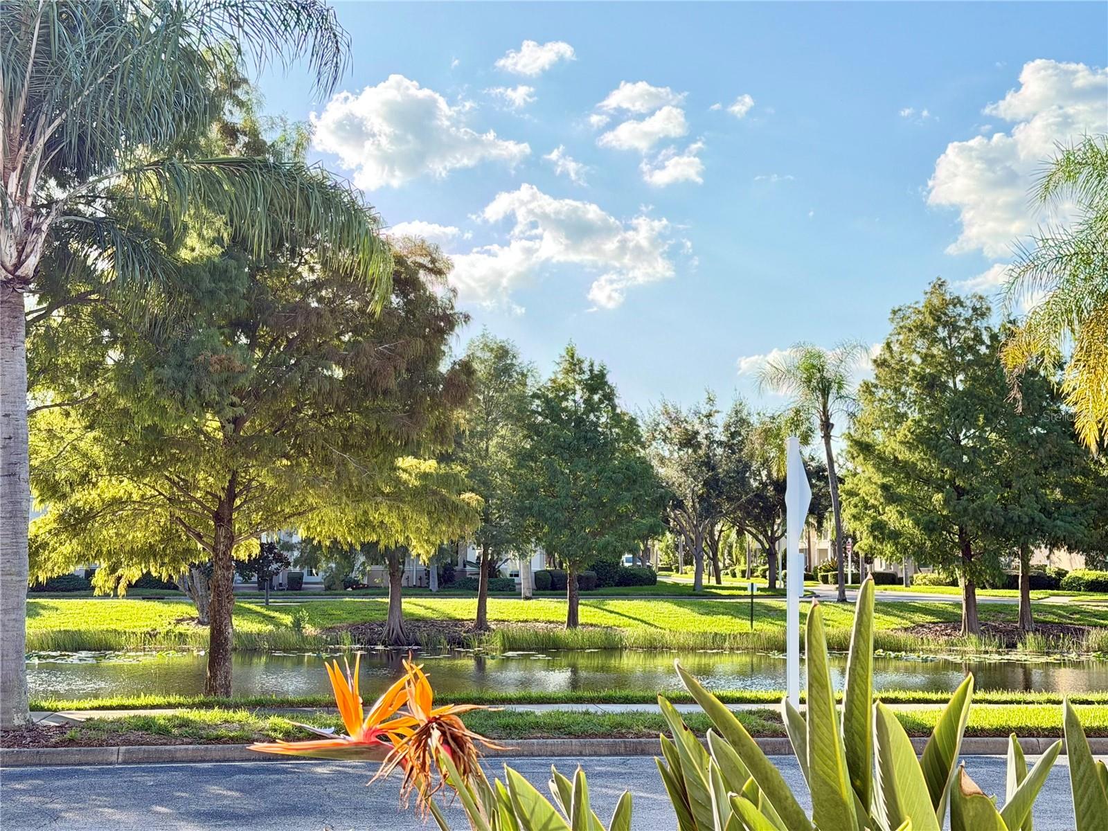 Townhouse at 1523 NAPOLI DR E, SARASOTA, photo 2 of 49