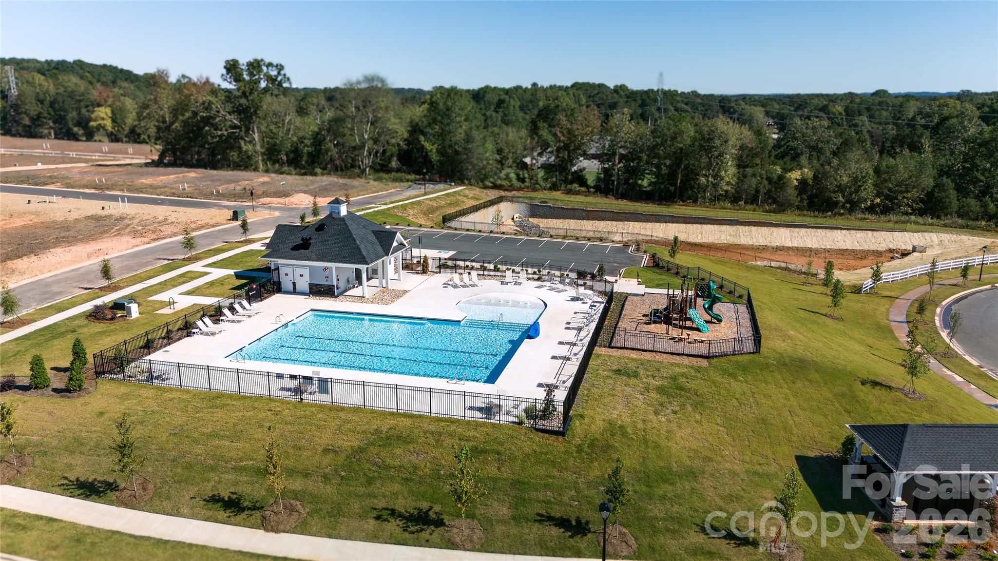 Single Family Residence at 15027 Murrelet Way, Charlotte, photo 28 of 35