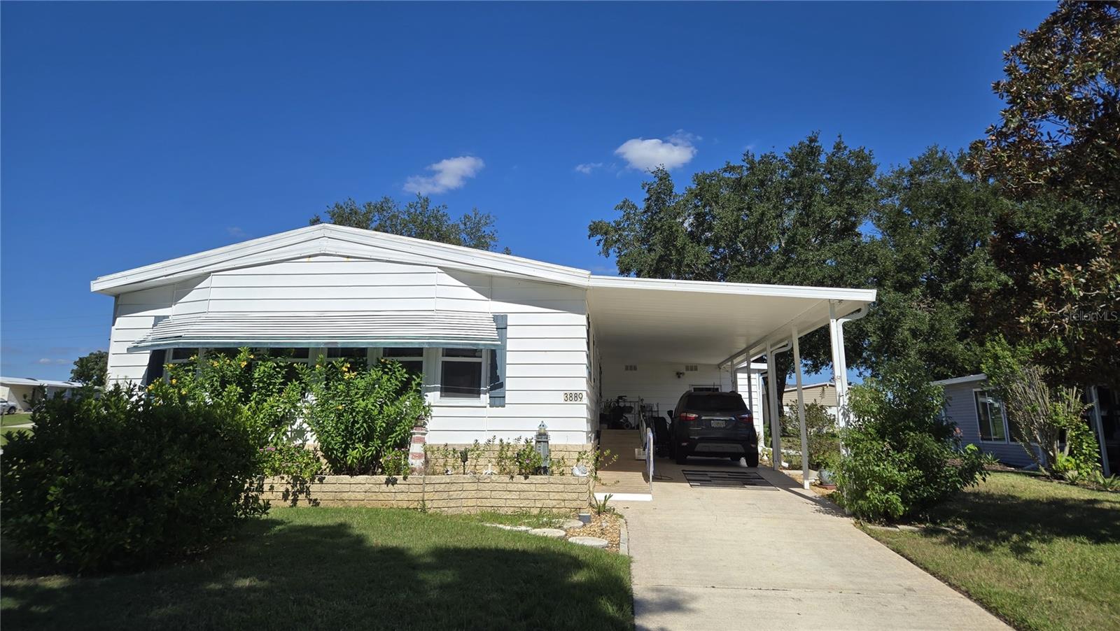 3889 DIAMOND OAK WAY #493