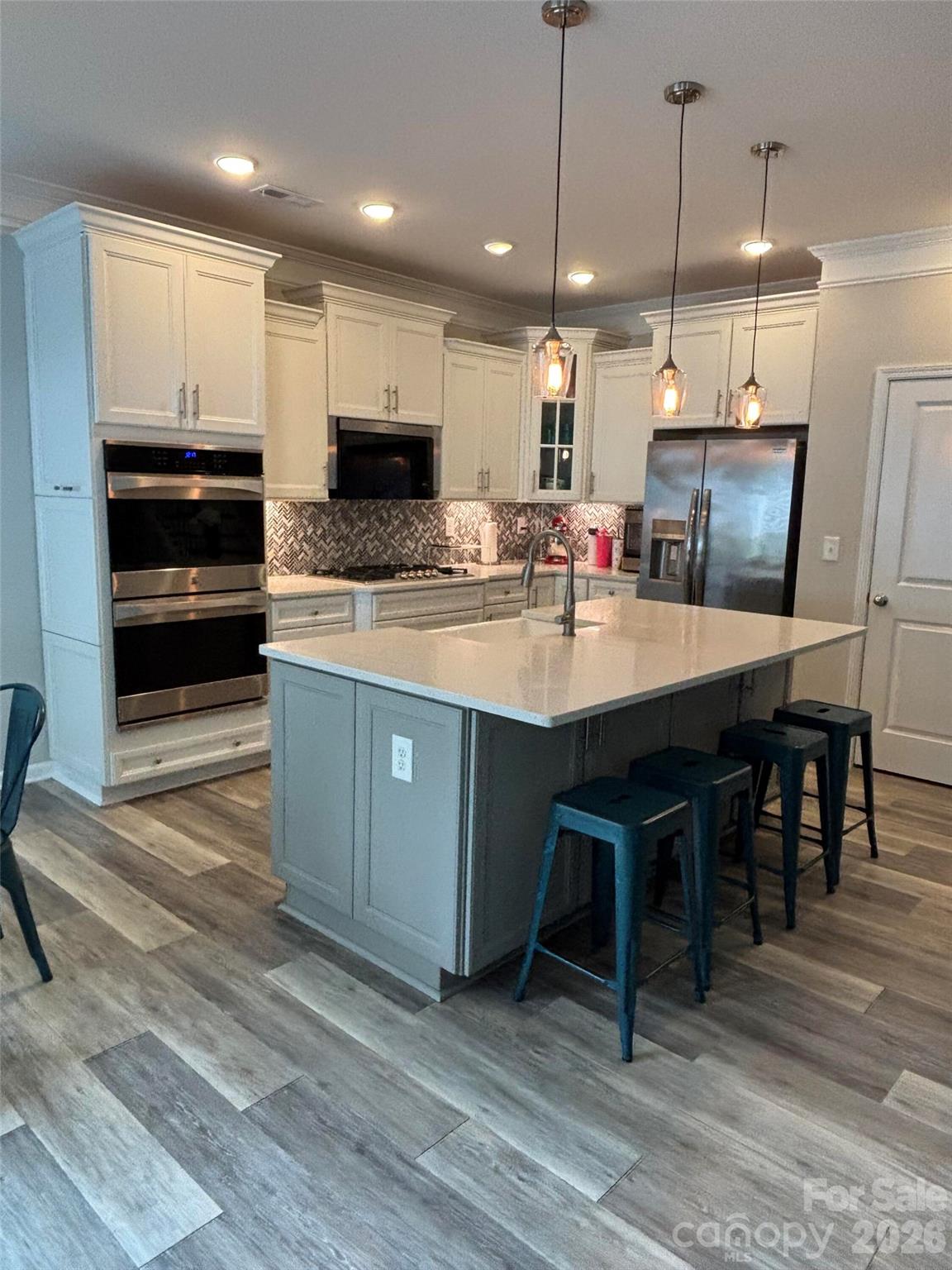 Single Family Residence at 5057 Devonshire Road, Denver, photo 20 of 50
