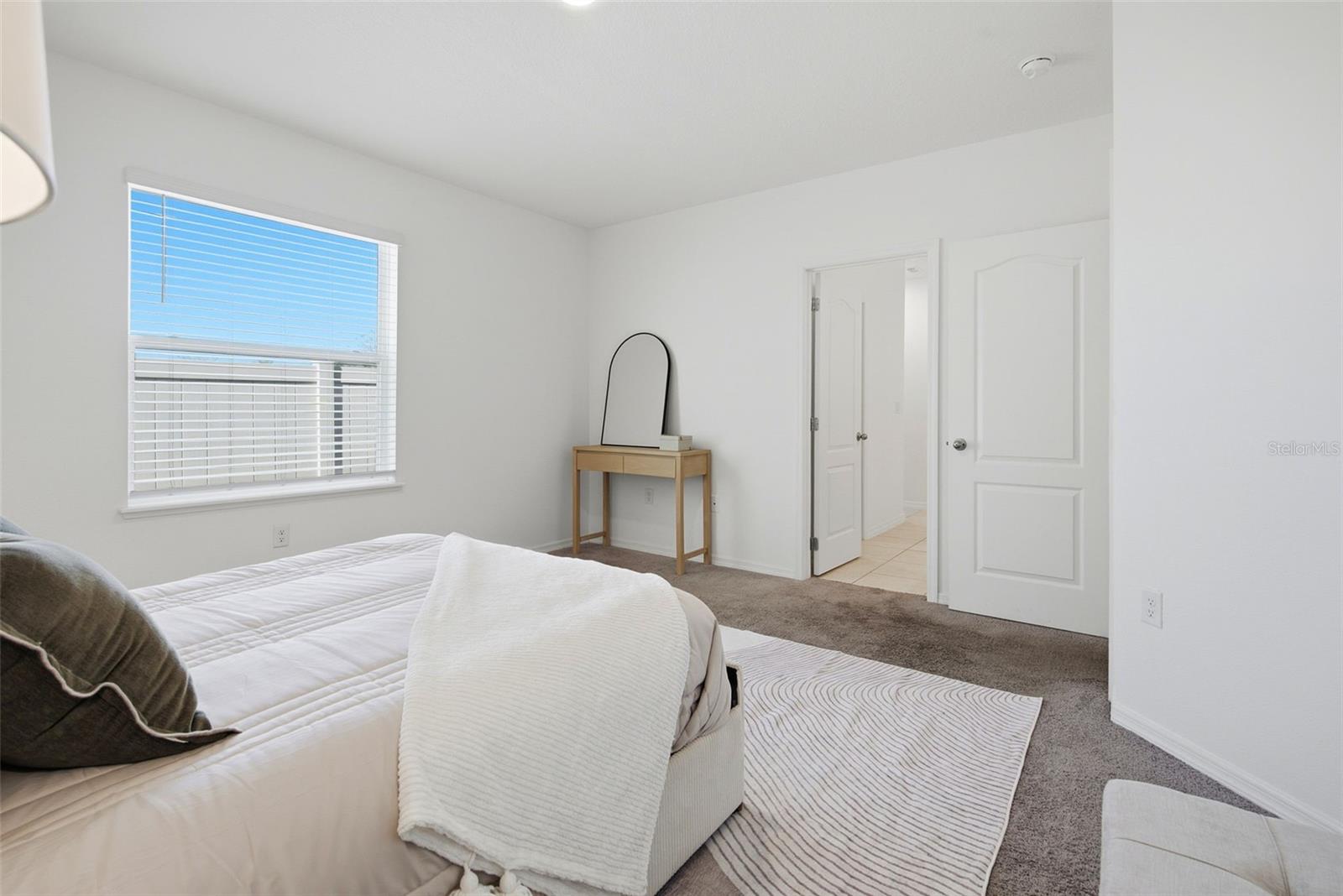 Primary Bedroom - Staged - 1154 OAK BLUFF DR, DAVENPORT