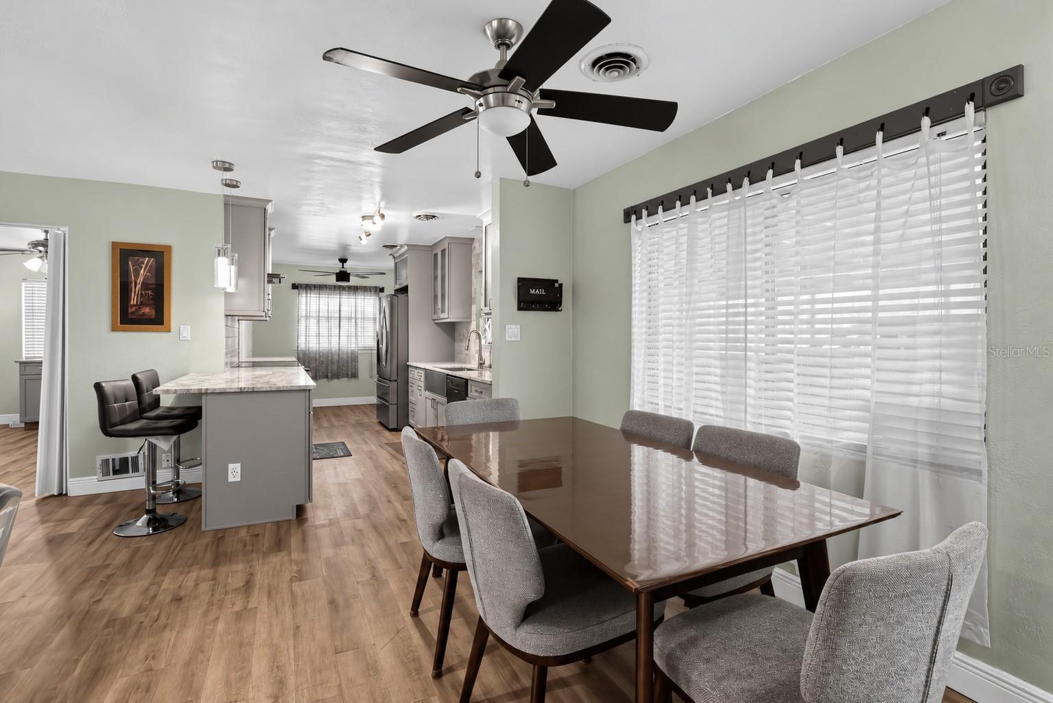 Single Family Residence at 603 CARNATION DR, WINTER PARK, photo 6 of 12