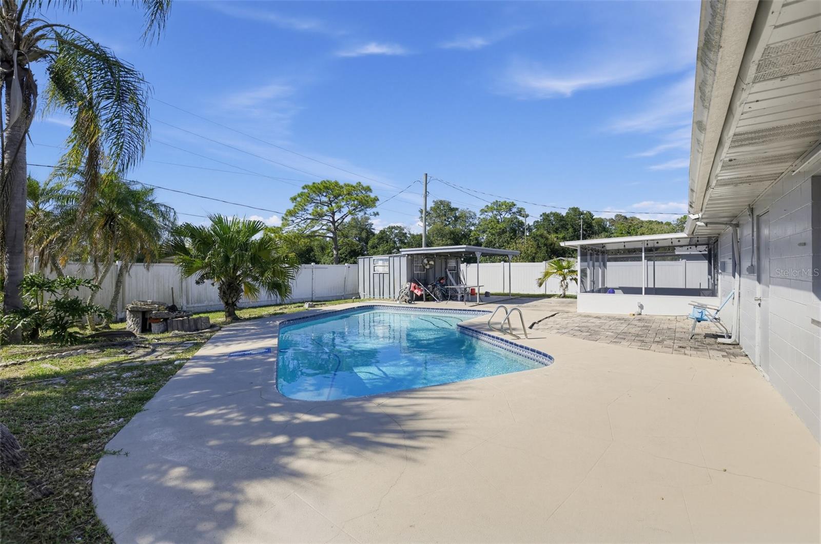 Single Family Residence at 603 CARNATION DR, WINTER PARK, photo 9 of 12