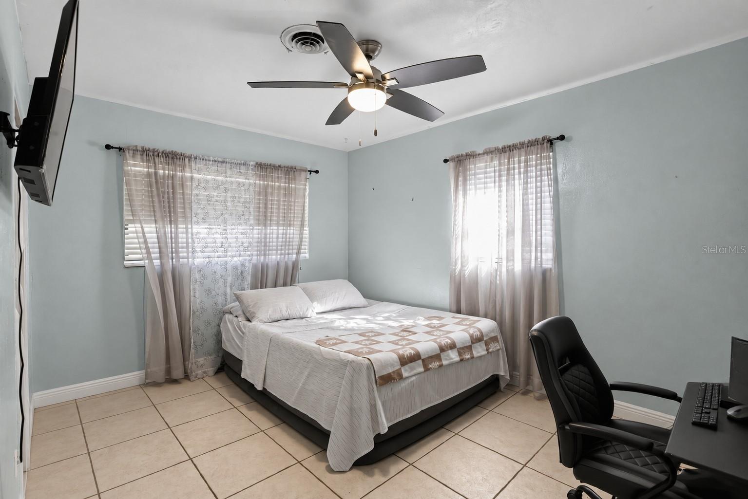 Single Family Residence at 603 CARNATION DR, WINTER PARK, photo 11 of 12