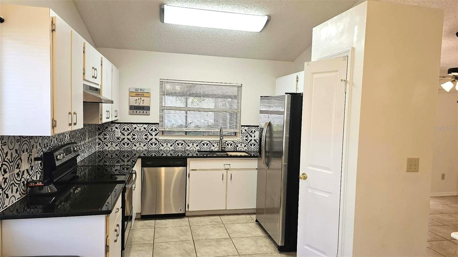 Single Family Residence at 1836 TAMPA BAY DR, WESLEY CHAPEL, photo 10 of 23