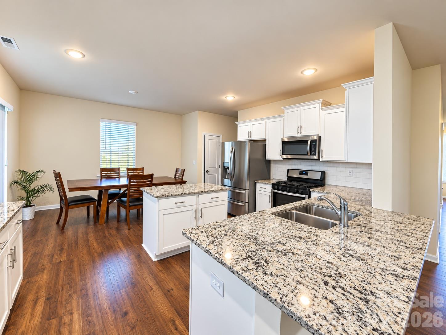 Single Family Residence at 129 Sierra Road, Mooresville, photo 3 of 25