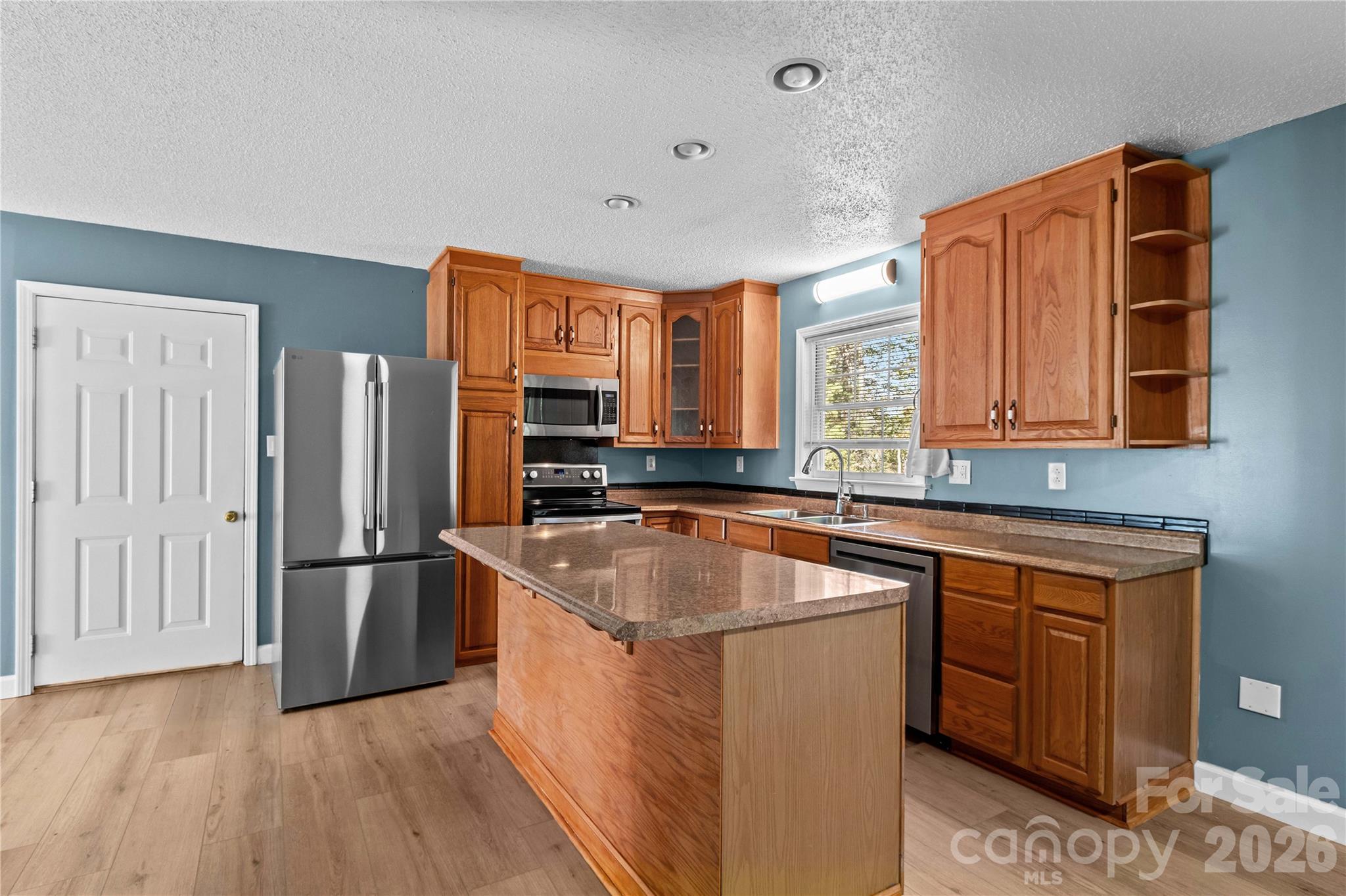 Single Family Residence at 3821 View Lane, Yadkinville, photo 14 of 39