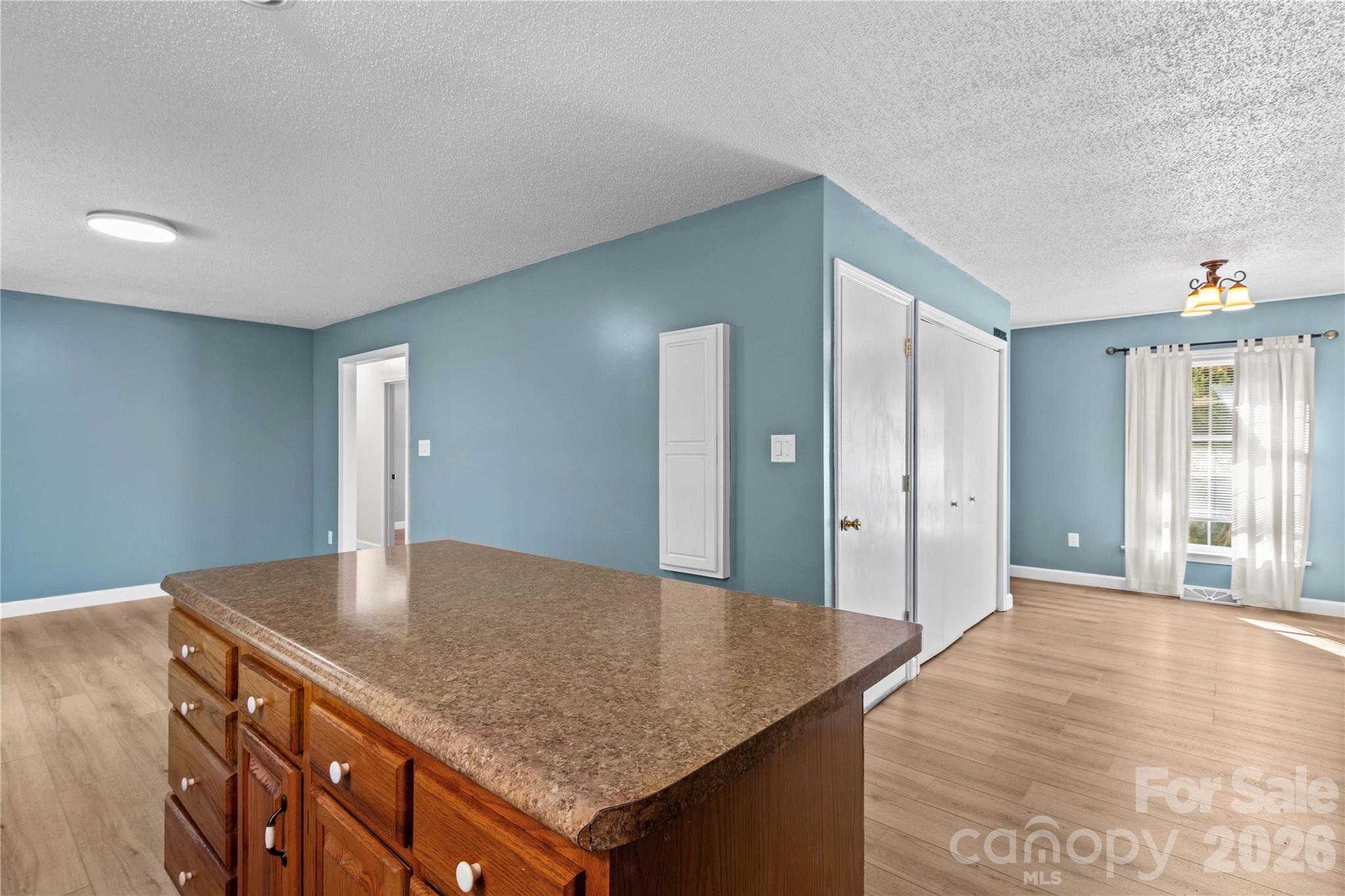 Single Family Residence at 3821 View Lane, Yadkinville, photo 15 of 39