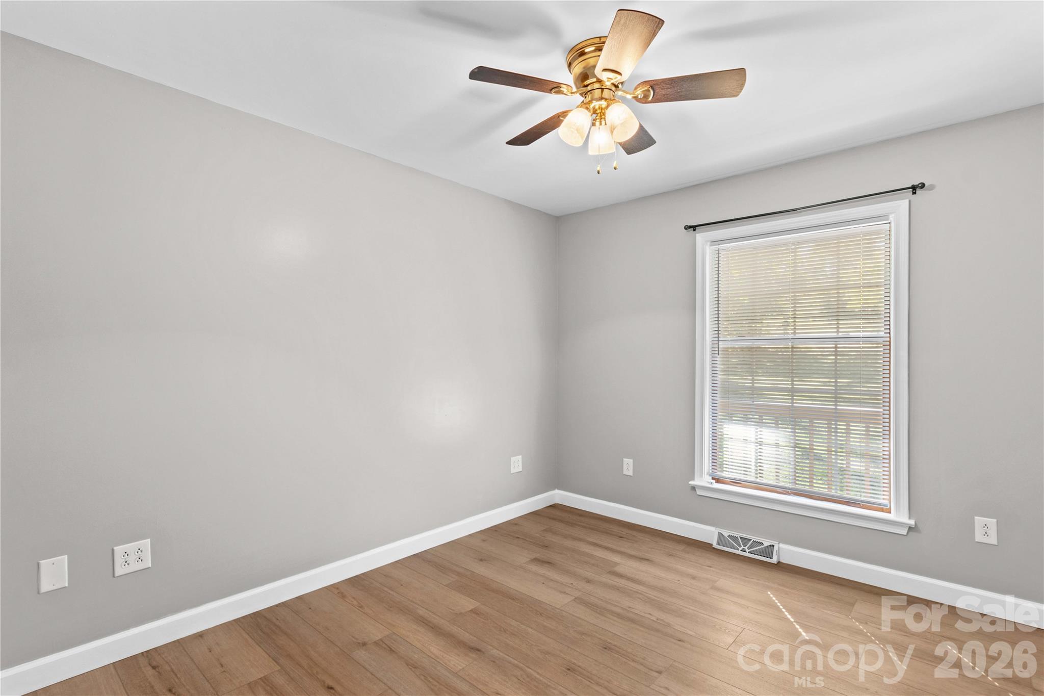 Single Family Residence at 3821 View Lane, Yadkinville, photo 25 of 39