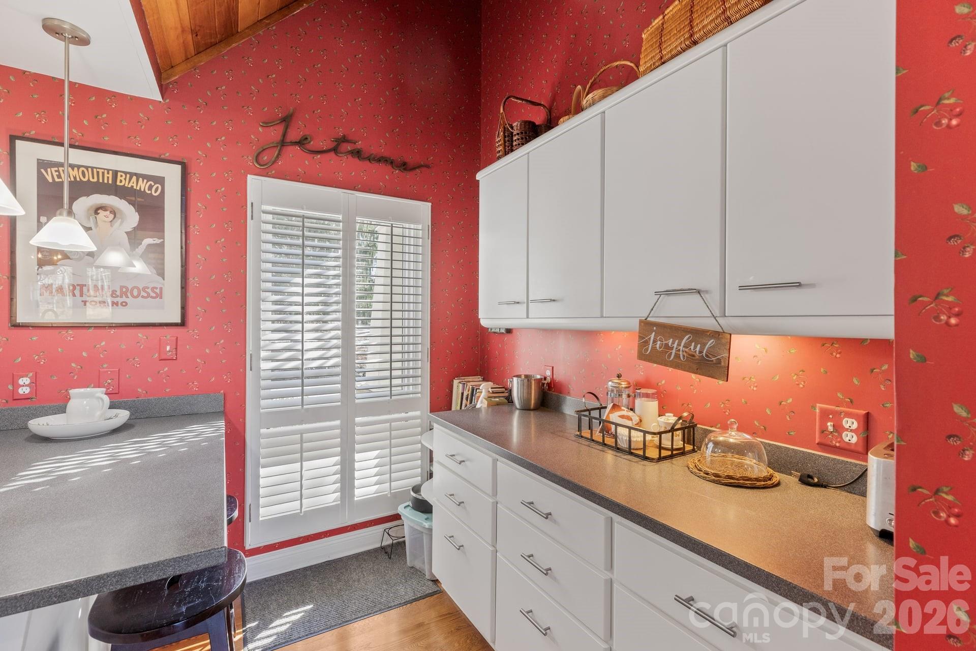 Single Family Residence at 100 The Pinnacle Drive, Sapphire, photo 16 of 50