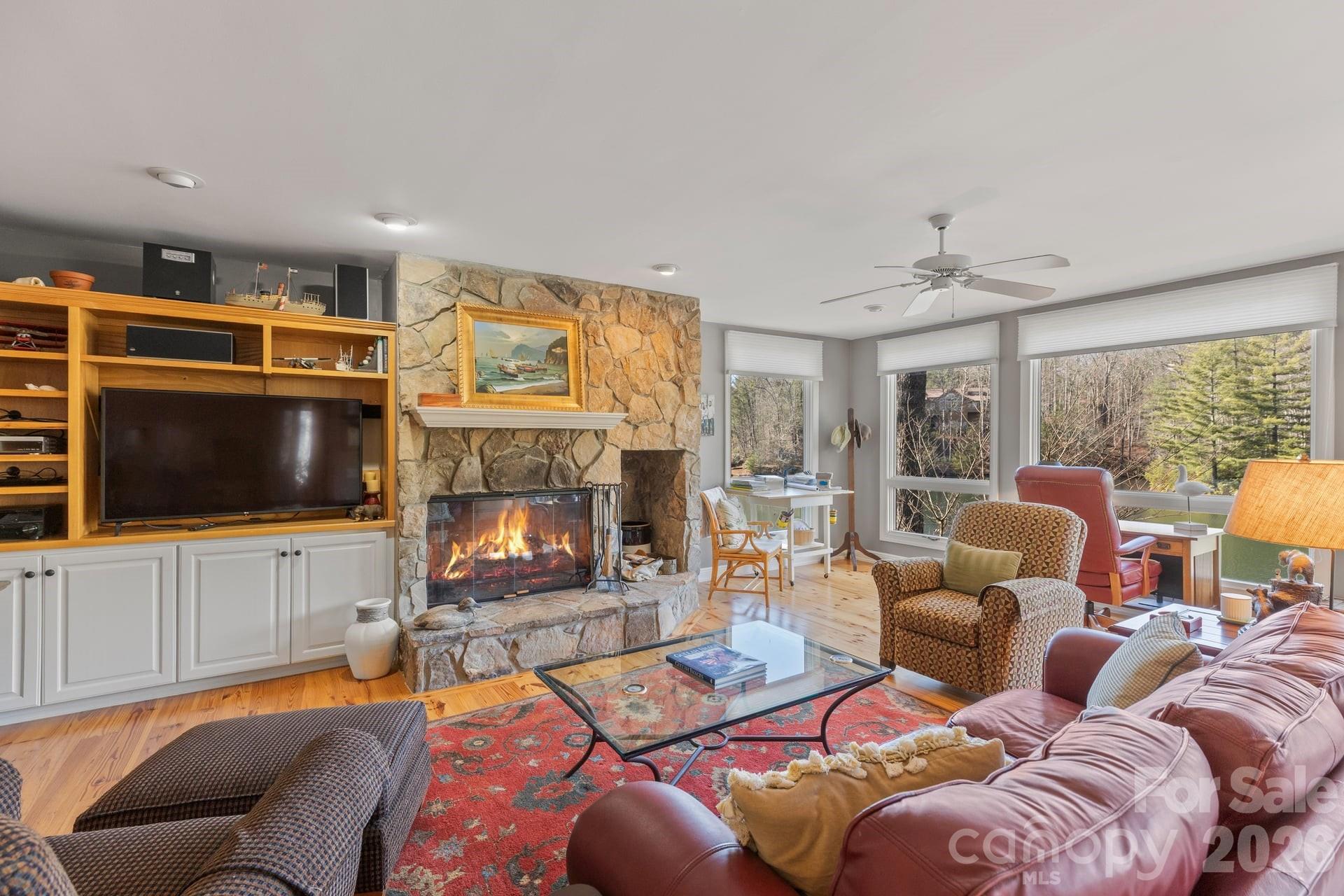 Single Family Residence at 100 The Pinnacle Drive, Sapphire, photo 38 of 50