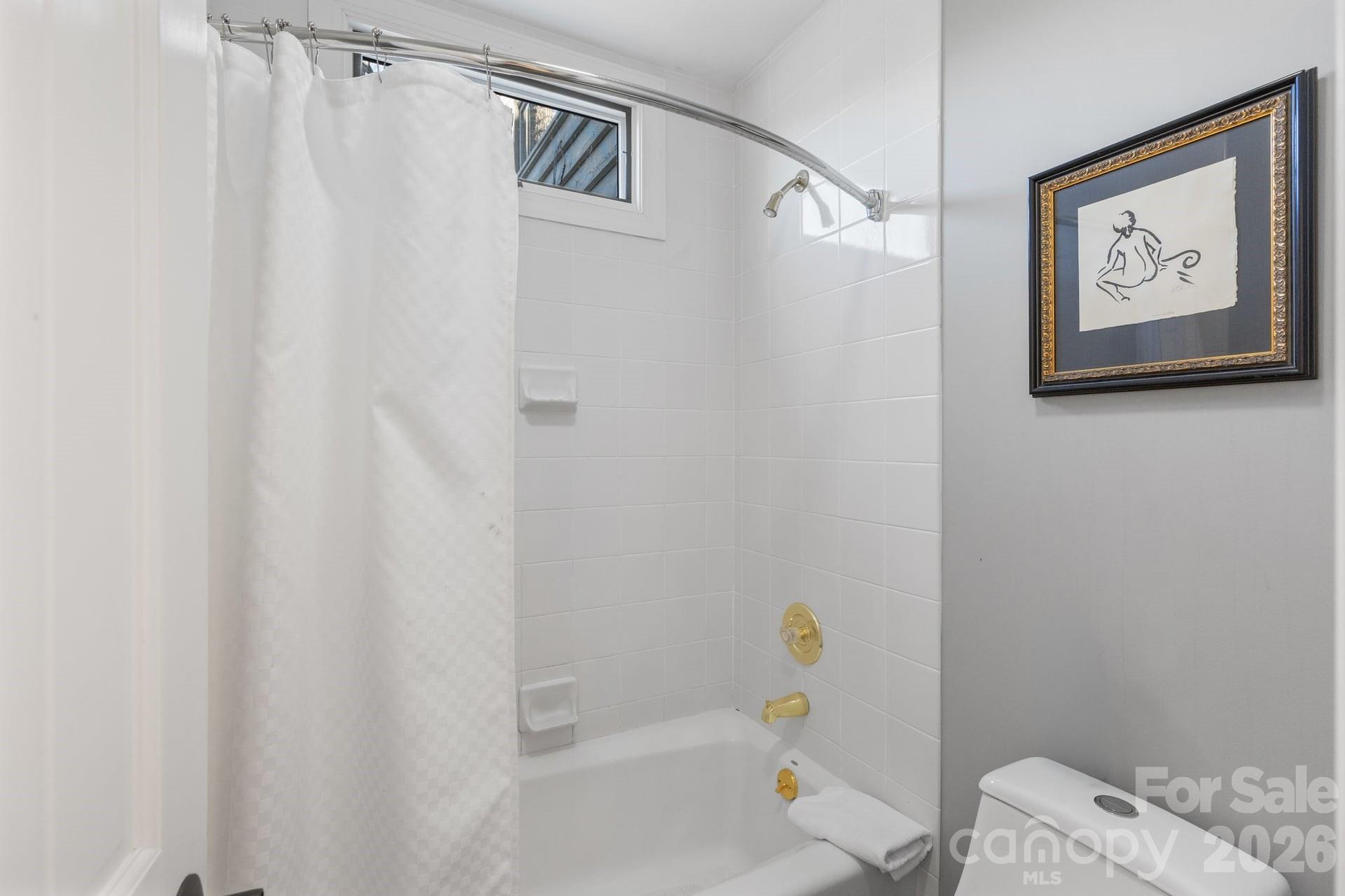 Single Family Residence at 100 The Pinnacle Drive, Sapphire, photo 44 of 50