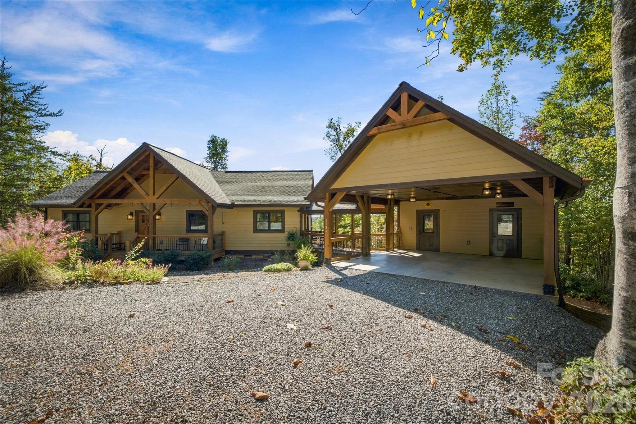 Single Family Residence at 5381 Dogwood Way, Lenoir, photo 9 of 63