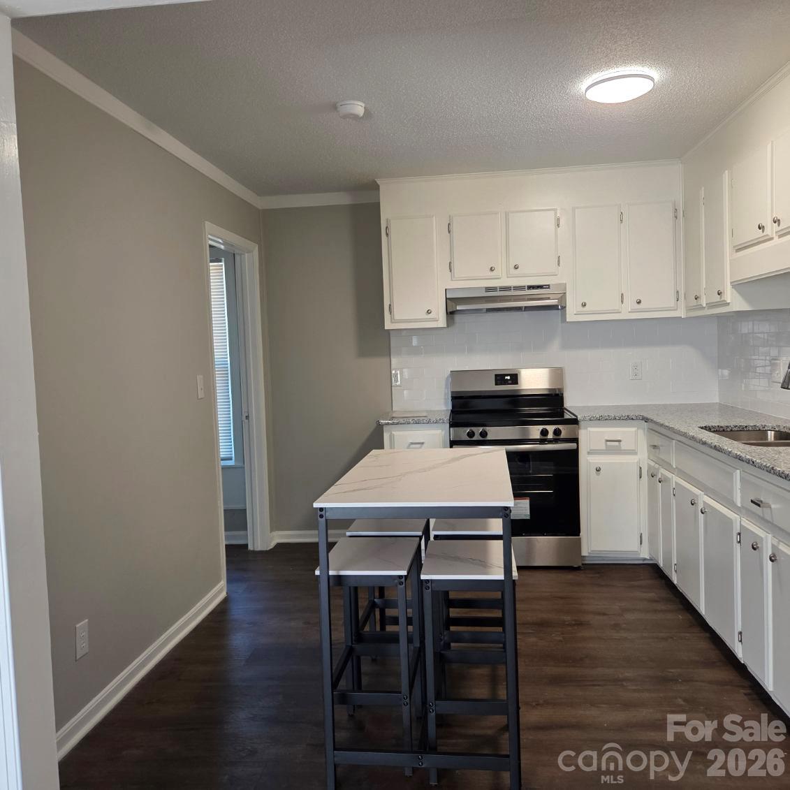 Single Family Residence at 610 Margrace Road, Kings Mountain, photo 8 of 34