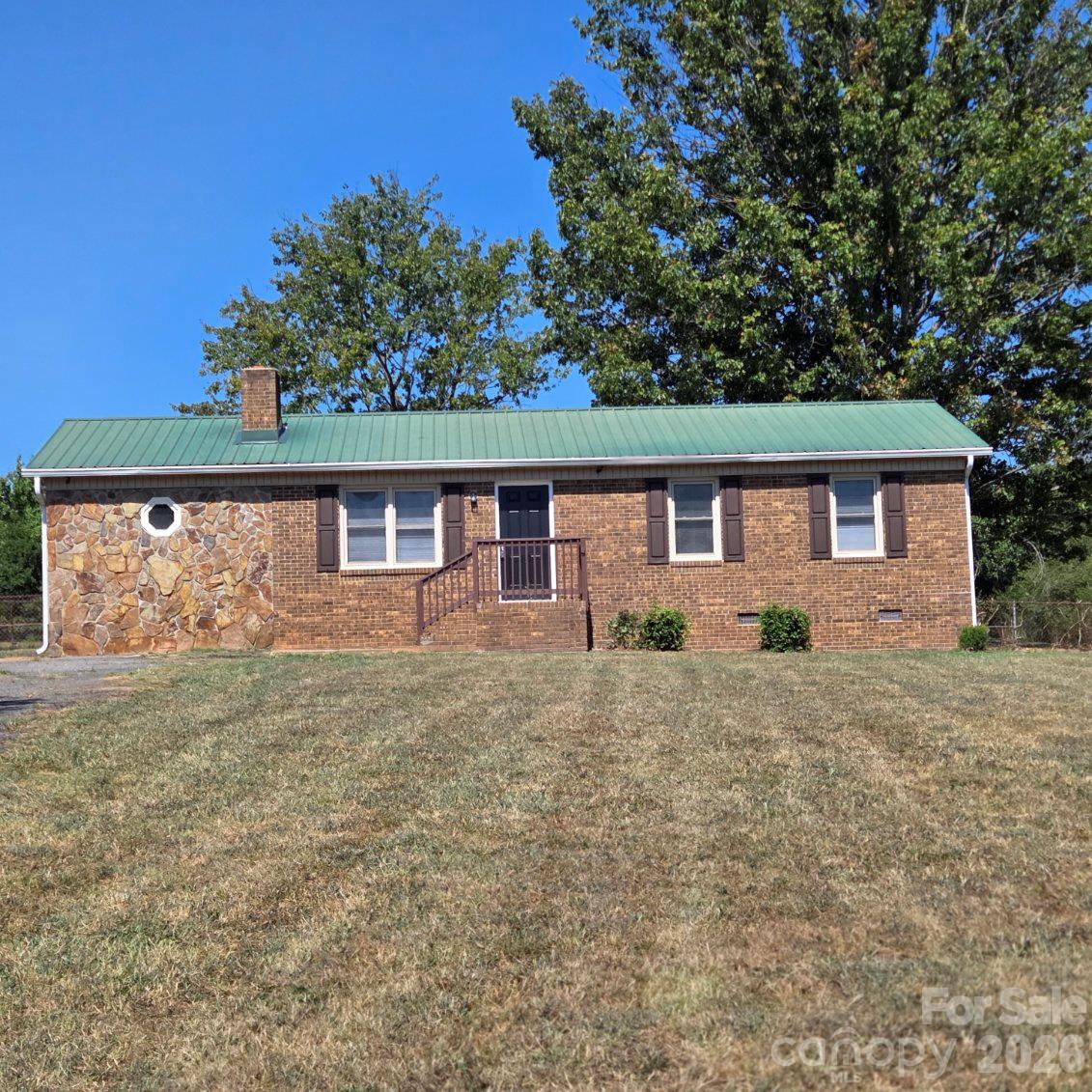 Single Family Residence at 610 Margrace Road, Kings Mountain, photo 34 of 34