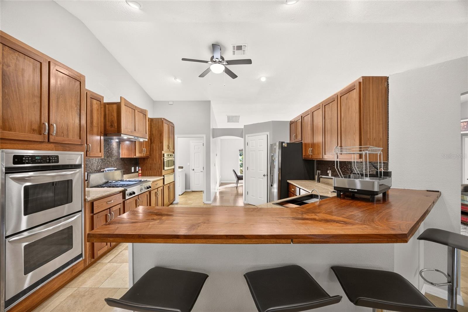 Kitchen/Family Room - 5542 NW 57TH AVE, OCALA