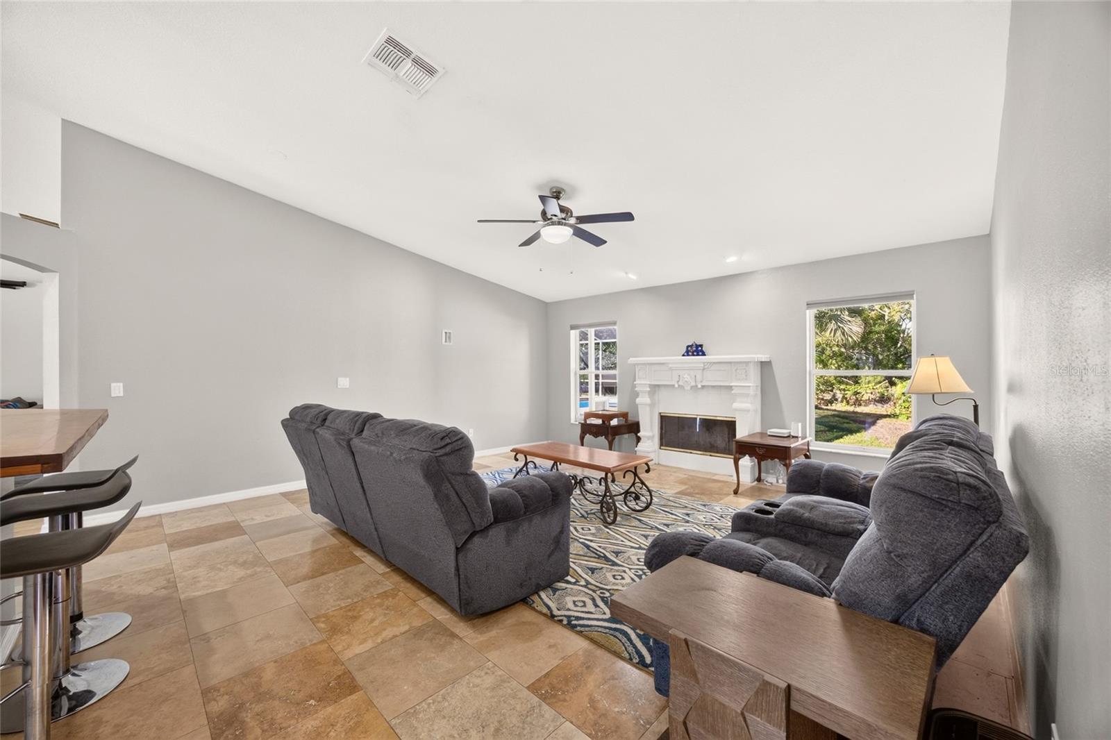 Kitchen/Family Room - 5542 NW 57TH AVE, OCALA