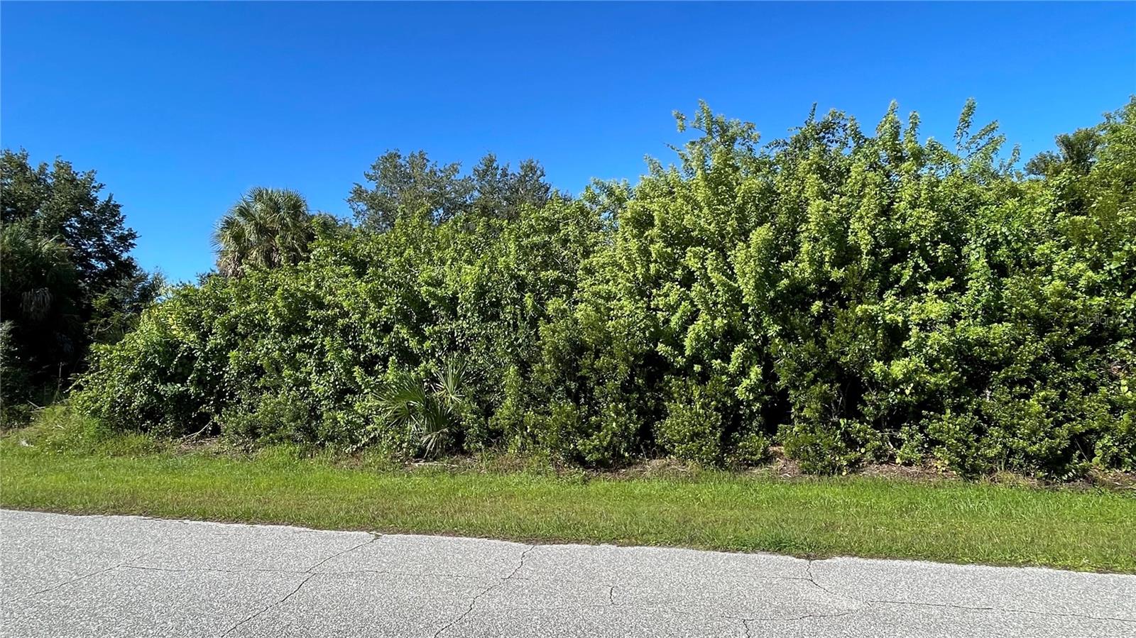 Land at 7169 BOUGAINVILLEA ST, ENGLEWOOD, photo 2 of 8