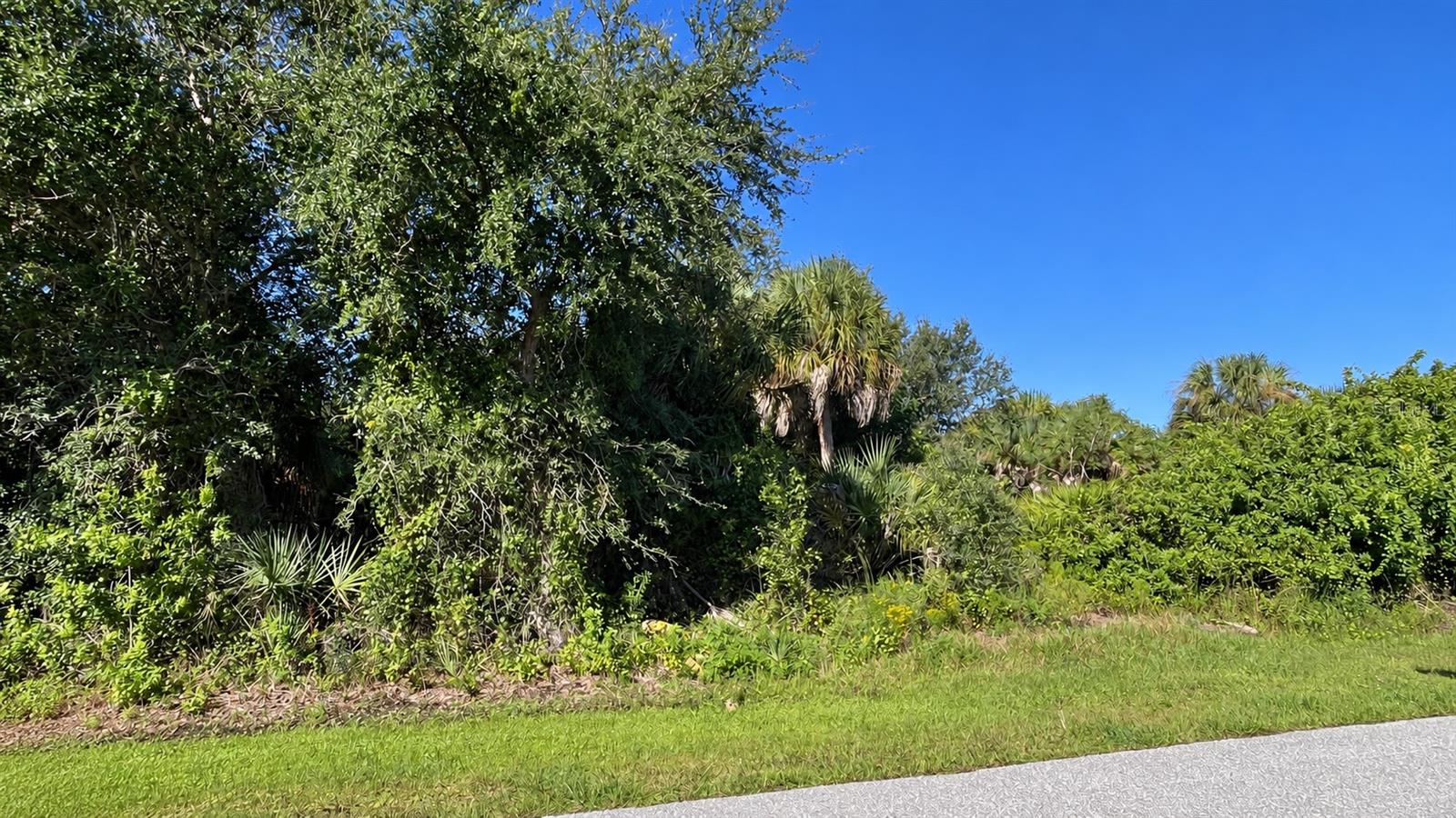 Land at 7169 BOUGAINVILLEA ST, ENGLEWOOD, photo 5 of 8