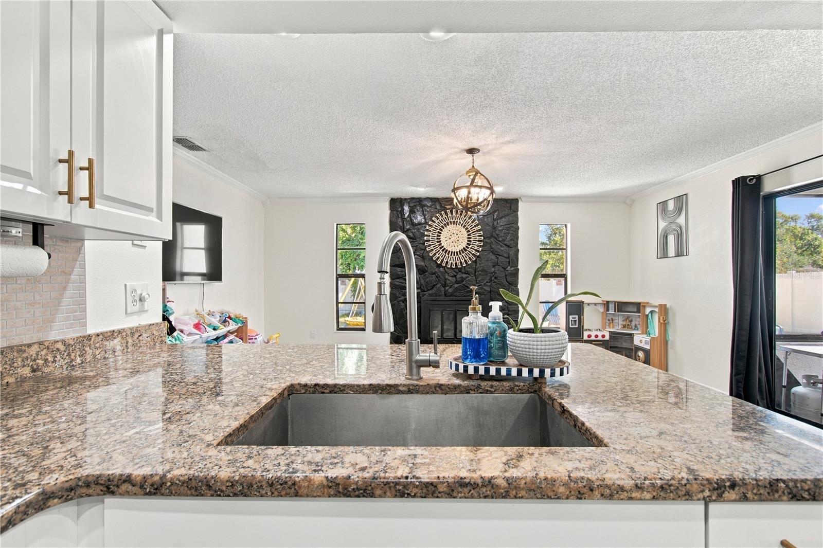 Single Family Residence at 12805 98TH ST, LARGO, photo 24 of 100