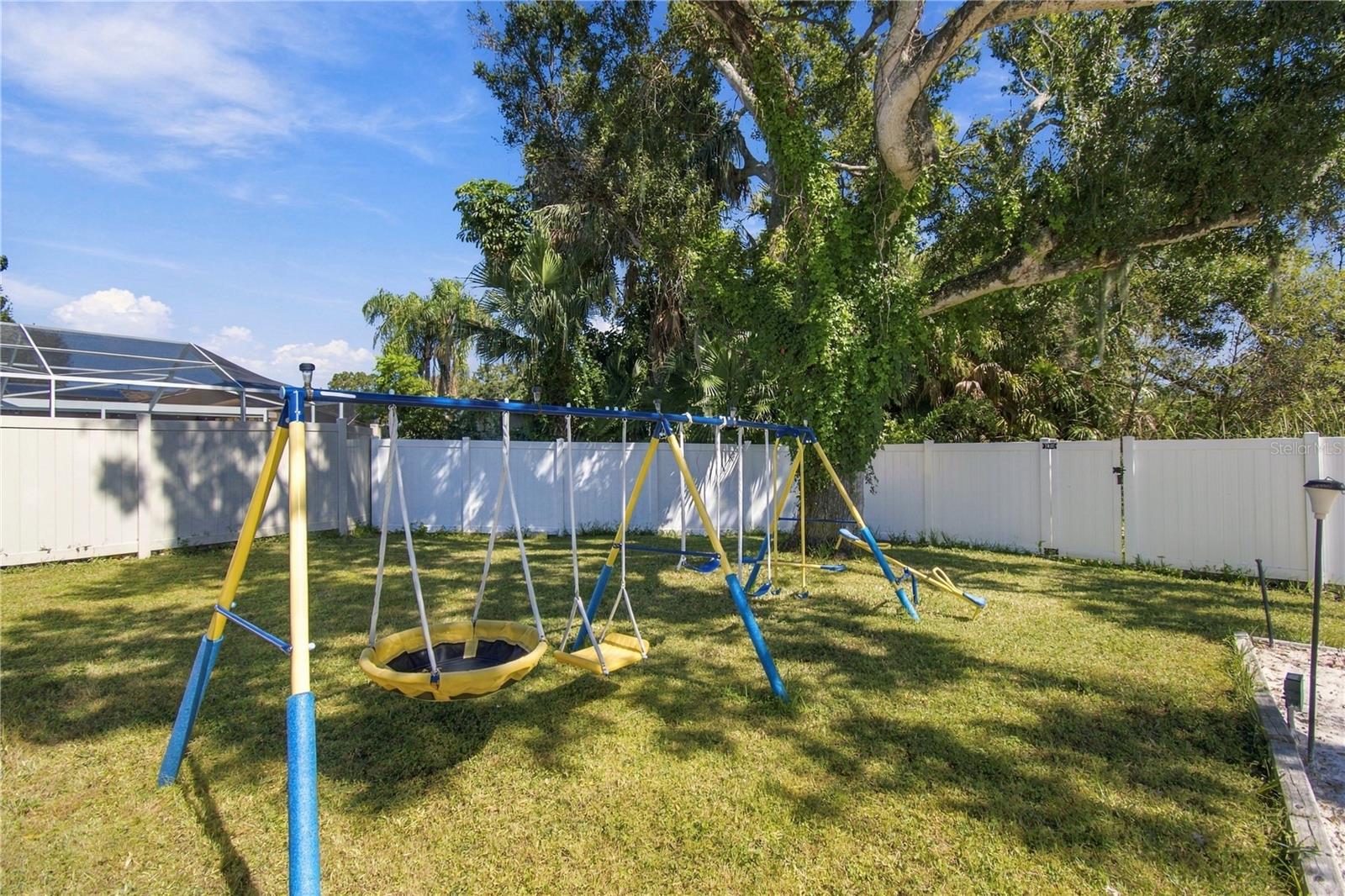 Single Family Residence at 12805 98TH ST, LARGO, photo 73 of 100
