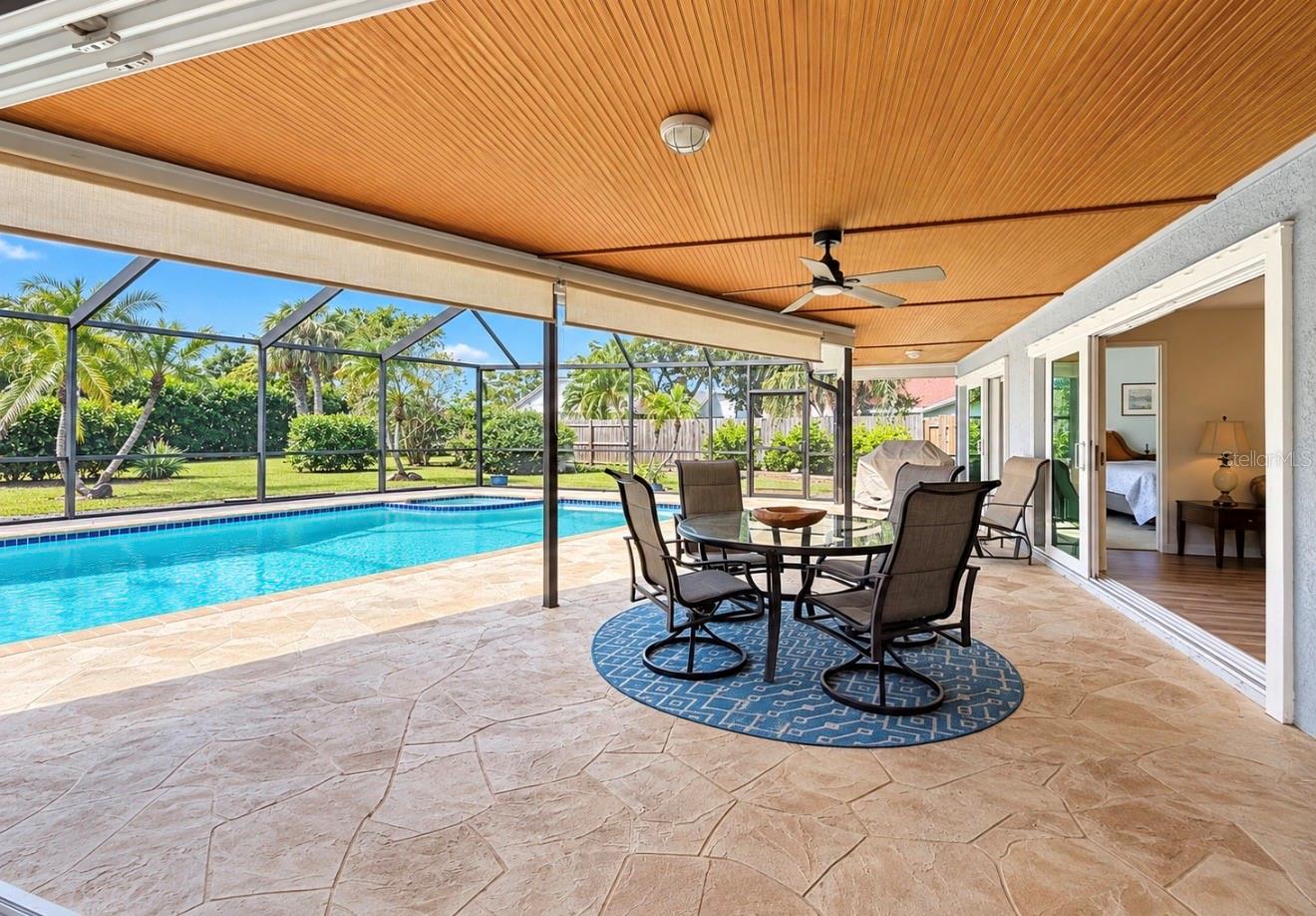 Pool Lanai - 9690 LEEWARD AVE, LARGO