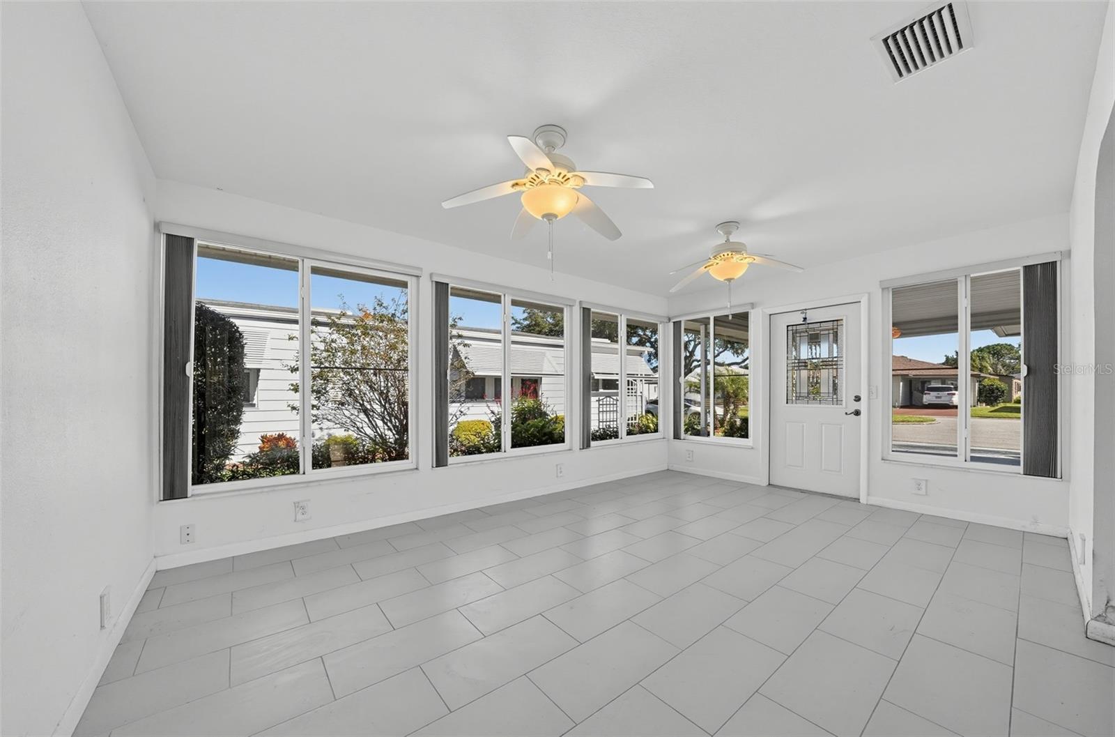 Modular Home at 4851 COLONNADES CLUB BLVD, LAKELAND, photo 11 of 30