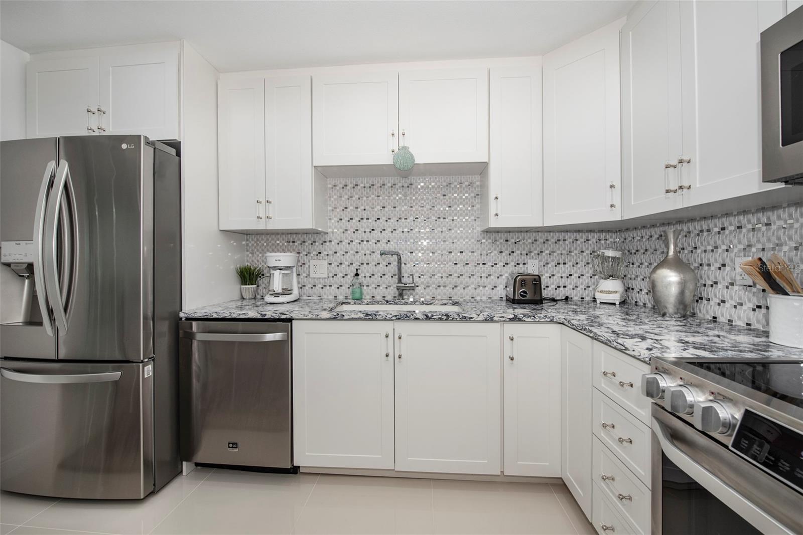 Condominium at 675 S GULFVIEW BLVD #704, CLEARWATER, photo 7 of 37