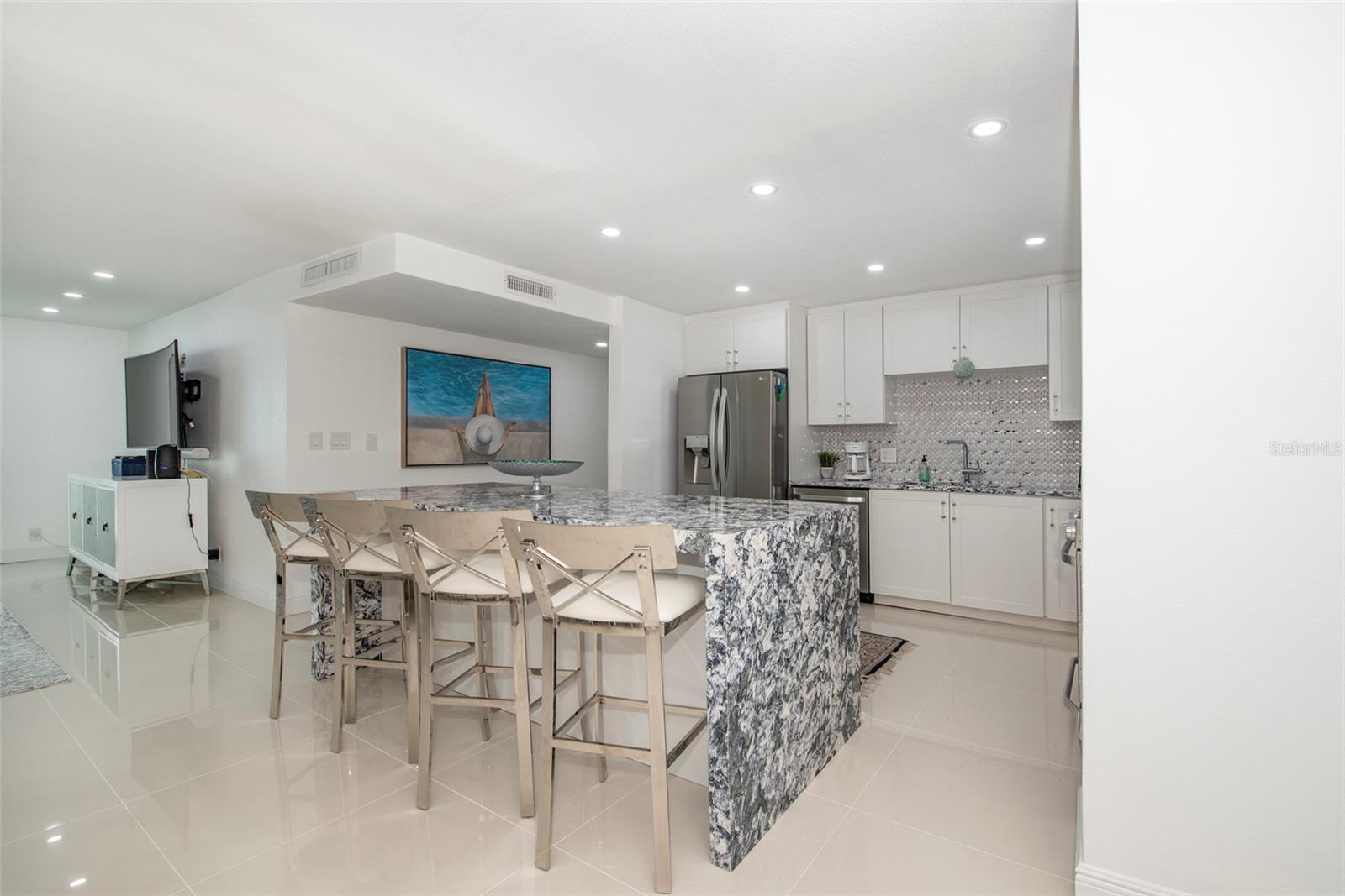 Condominium at 675 S GULFVIEW BLVD #704, CLEARWATER, photo 12 of 37